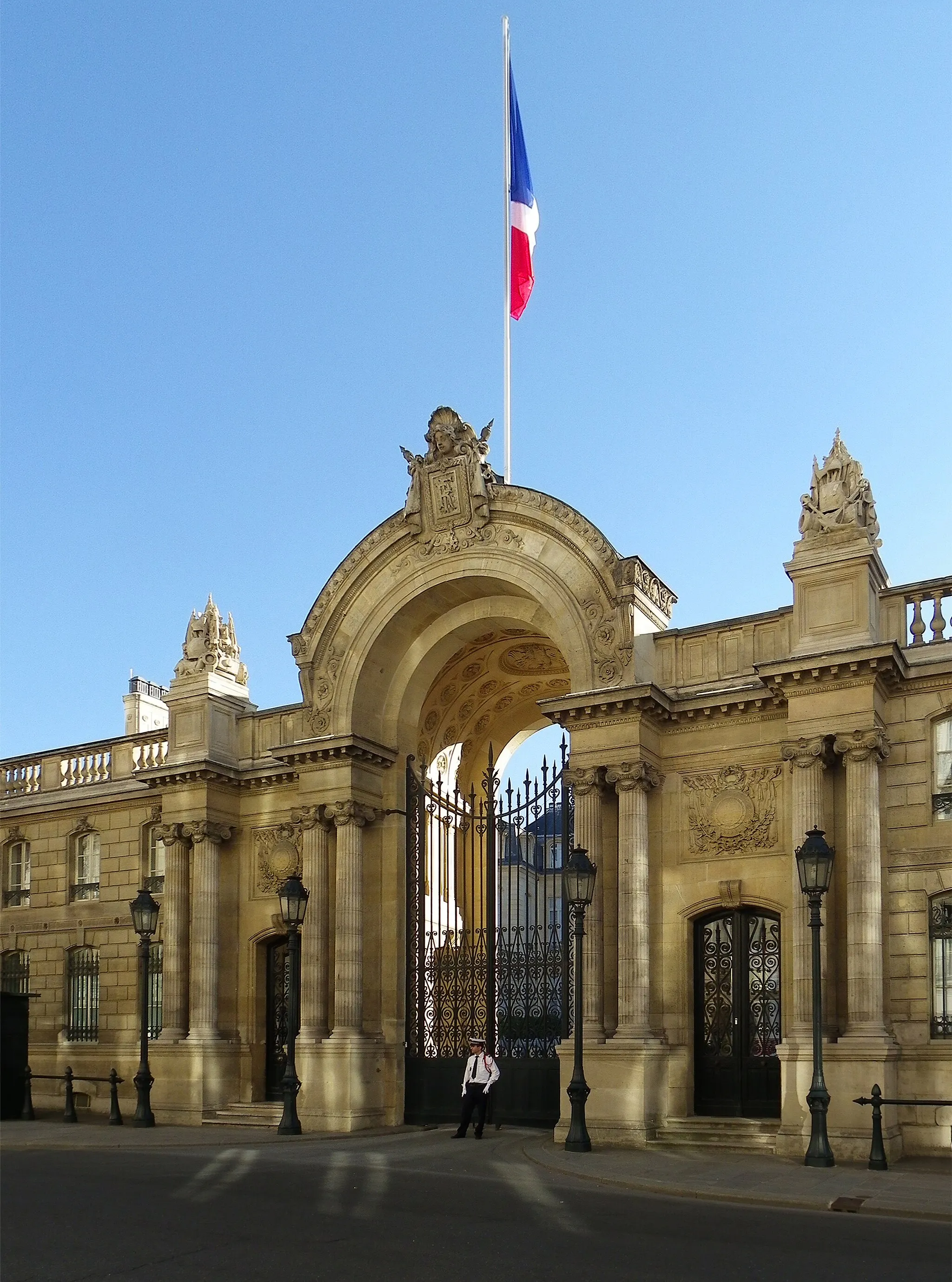 Photo showing: This building is indexed in the base Mérimée, a database of architectural heritage maintained by the French Ministry of Culture, under the reference PA00088876 .