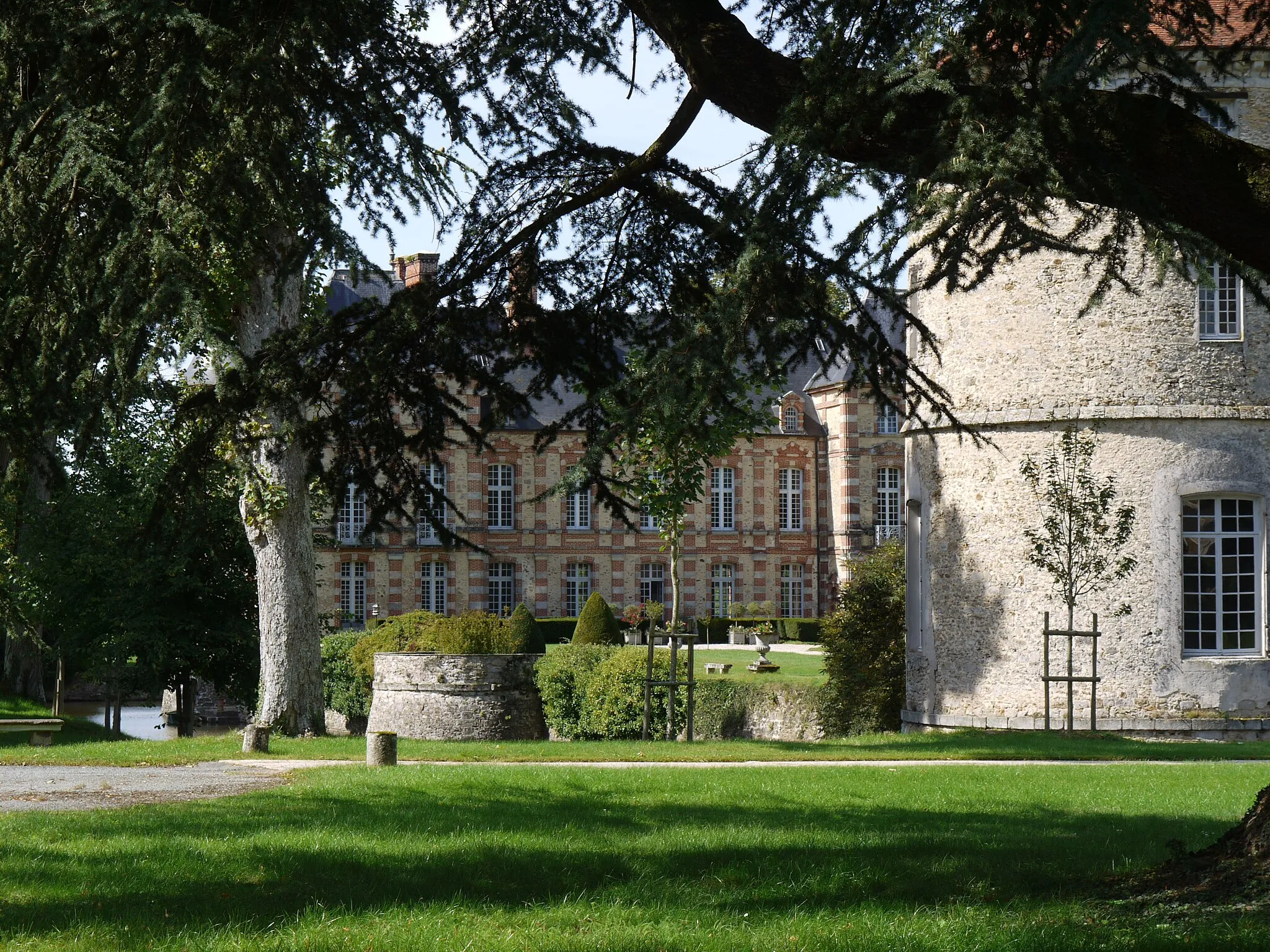 Photo showing: Castle of la Houssaye en Brie, Seine et Marne, Ile de France