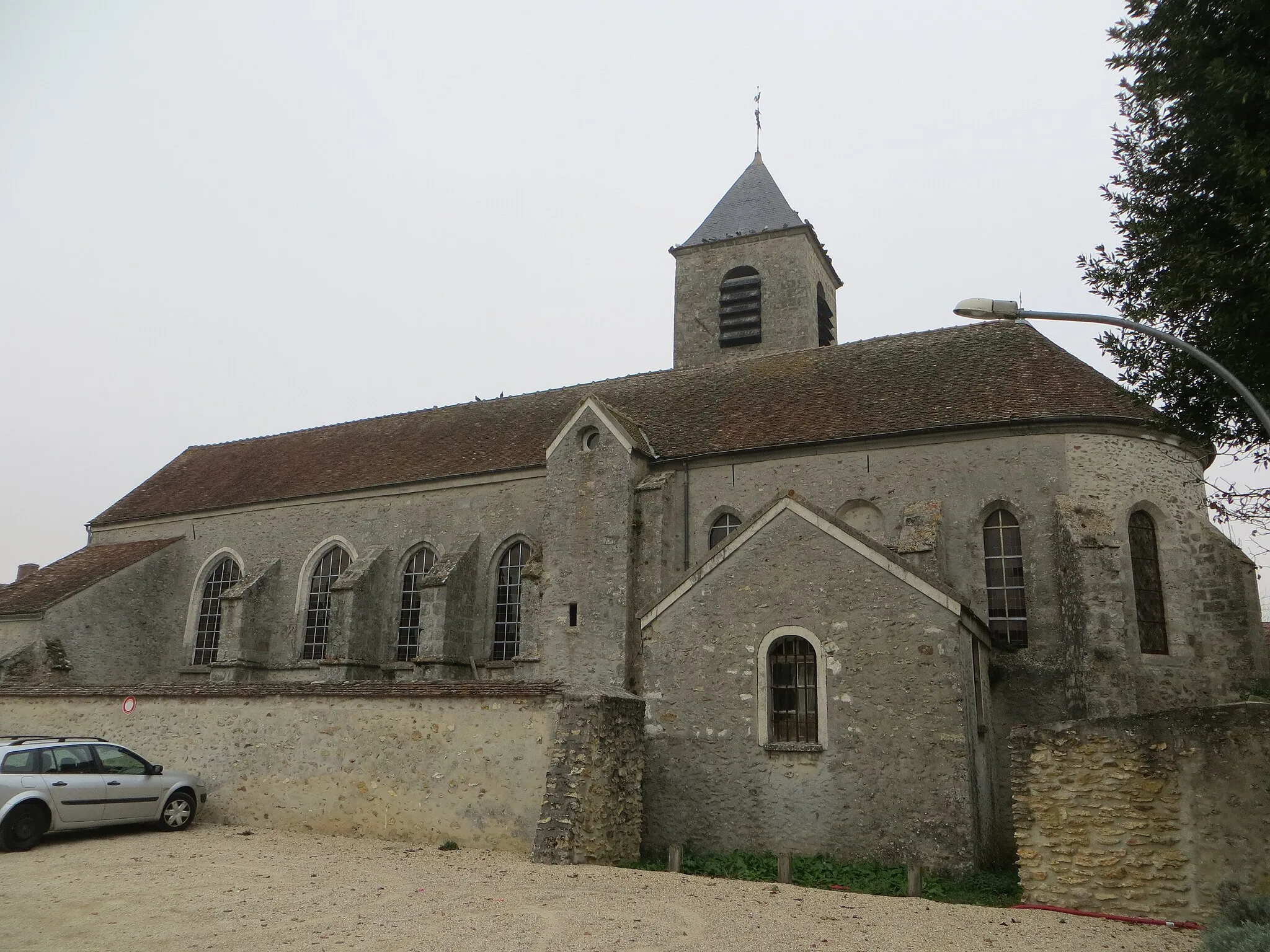 Photo showing: Vue générale de l'église