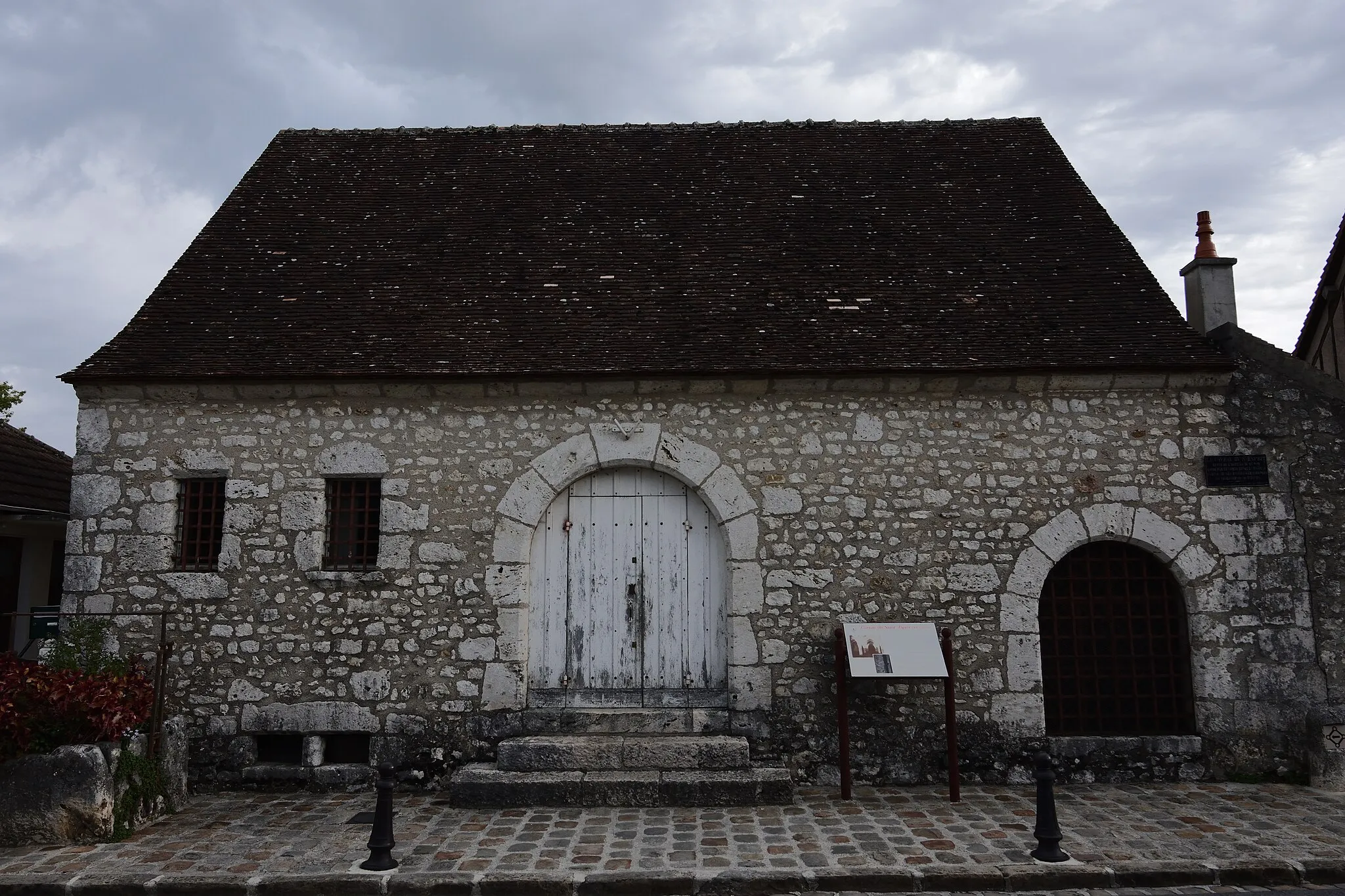 Photo showing: Provins, Caveau du Saint-Esprit