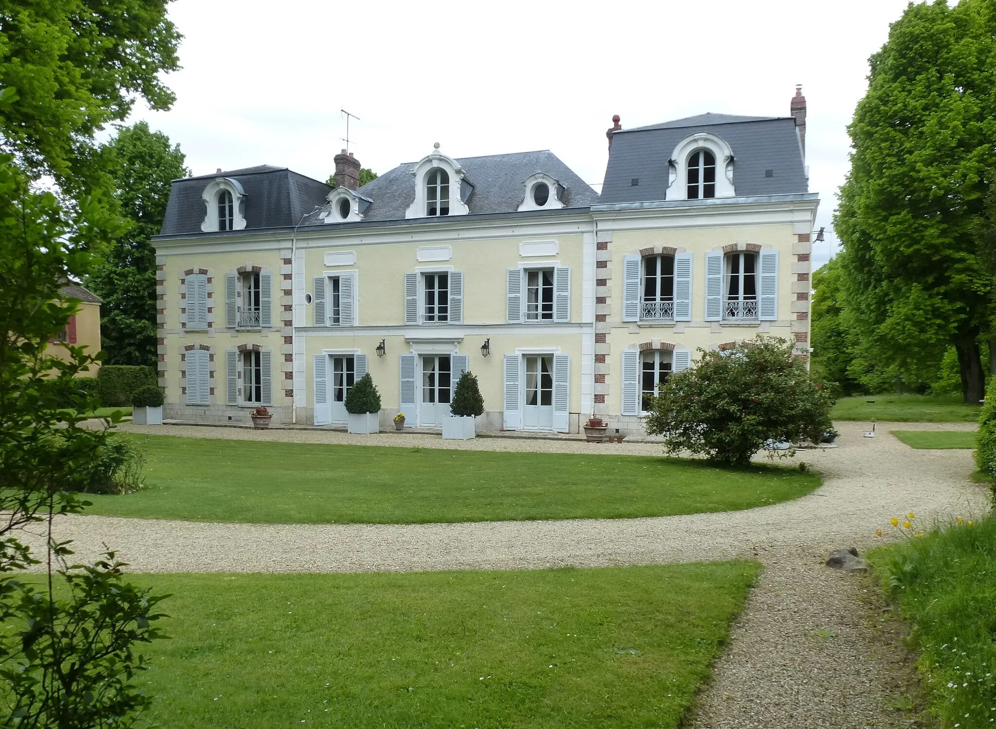 Photo showing: Château de Darvault (Seine-et-Marne, Île-de-France, France).