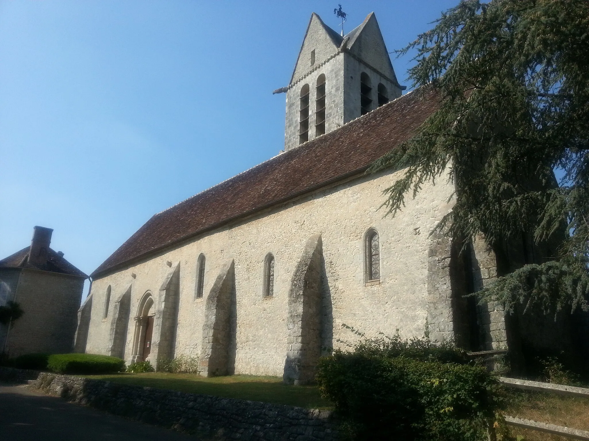 Photo showing: This building is indexed in the base Mérimée, a database of architectural heritage maintained by the French Ministry of Culture, under the reference PA00087188 .