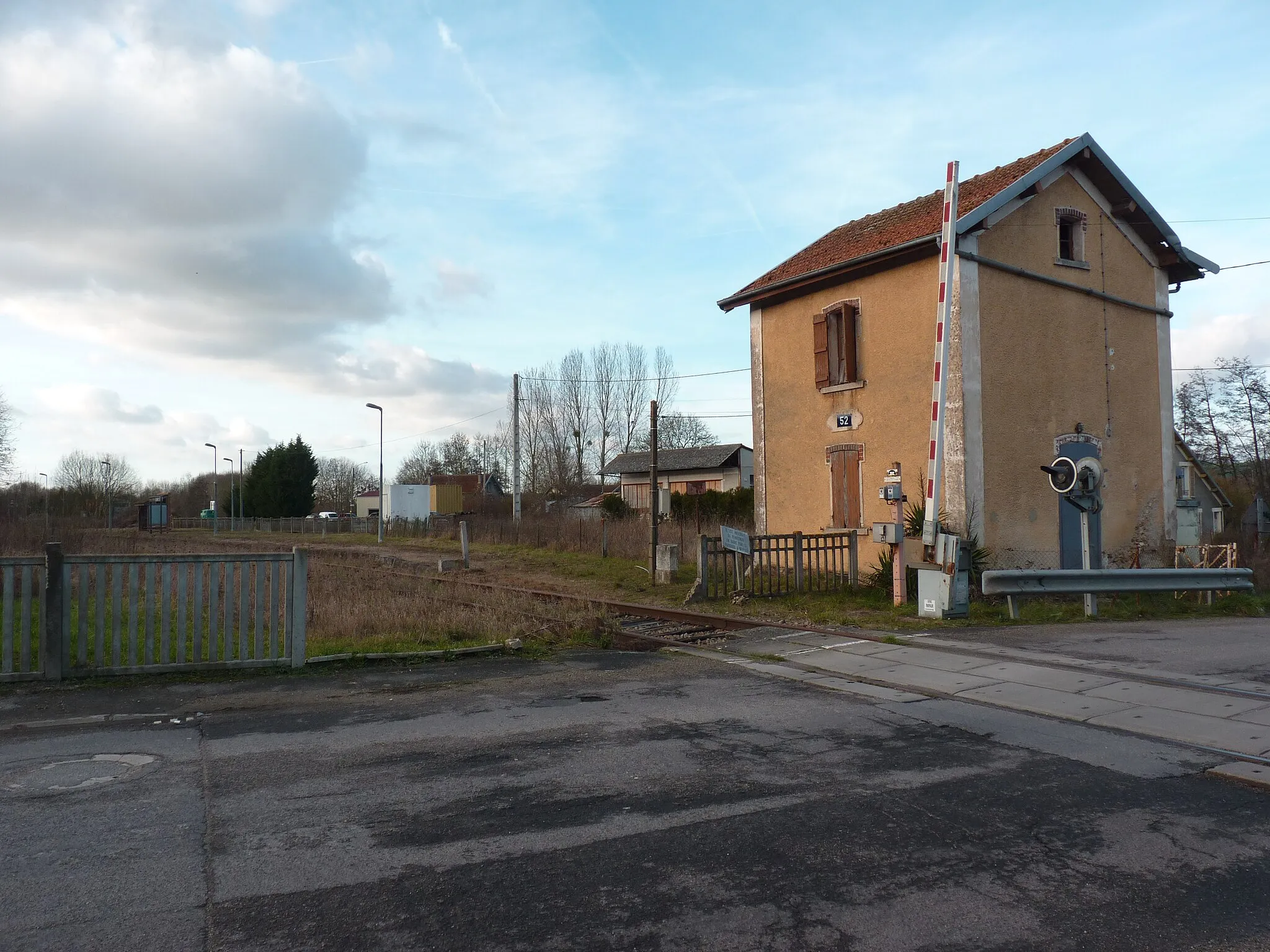 Photo showing: L'ancienne gare de Saint-Siméon sur la ligne de Gretz-Armainvilliers à Sézanne.