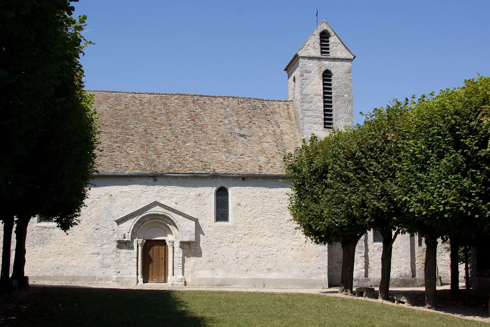 Photo showing: L'église de Oncy-sur-École, Oncy-sur-École, Essonne, France
