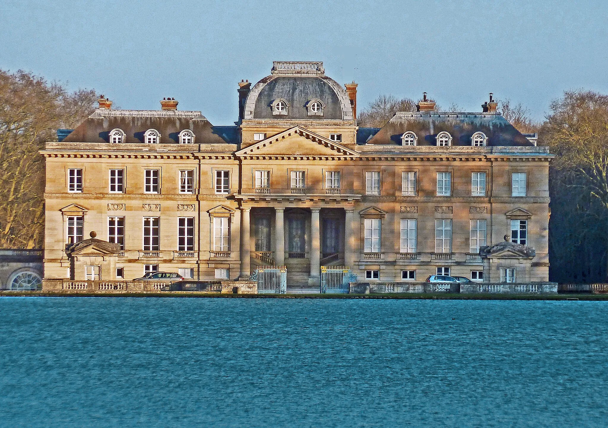 Photo showing: This building is classé au titre des monuments historiques de la France. It is indexed in the base Mérimée, a database of architectural heritage maintained by the French Ministry of Culture, under the reference PA00088024 .