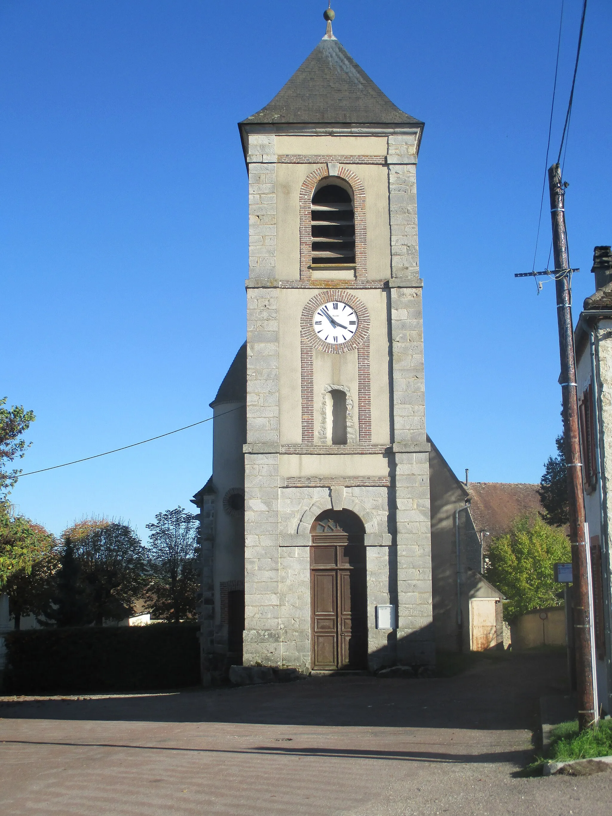 Photo showing: Clocher de l'église Saint-Germain de Marsangy (Yonne), construit en 1768.