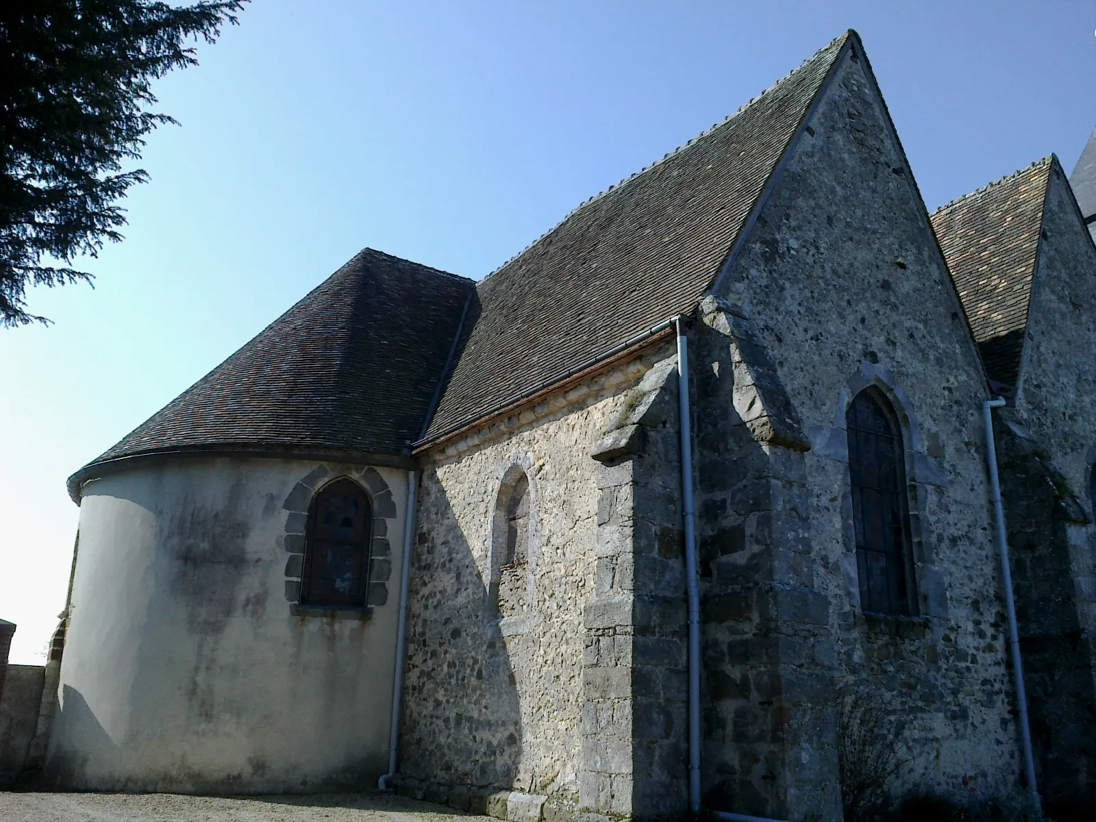 Photo showing: église Saint-Martin côté nord, Saint-Martin-De-Nigelles, Eure-et-Loir, France.