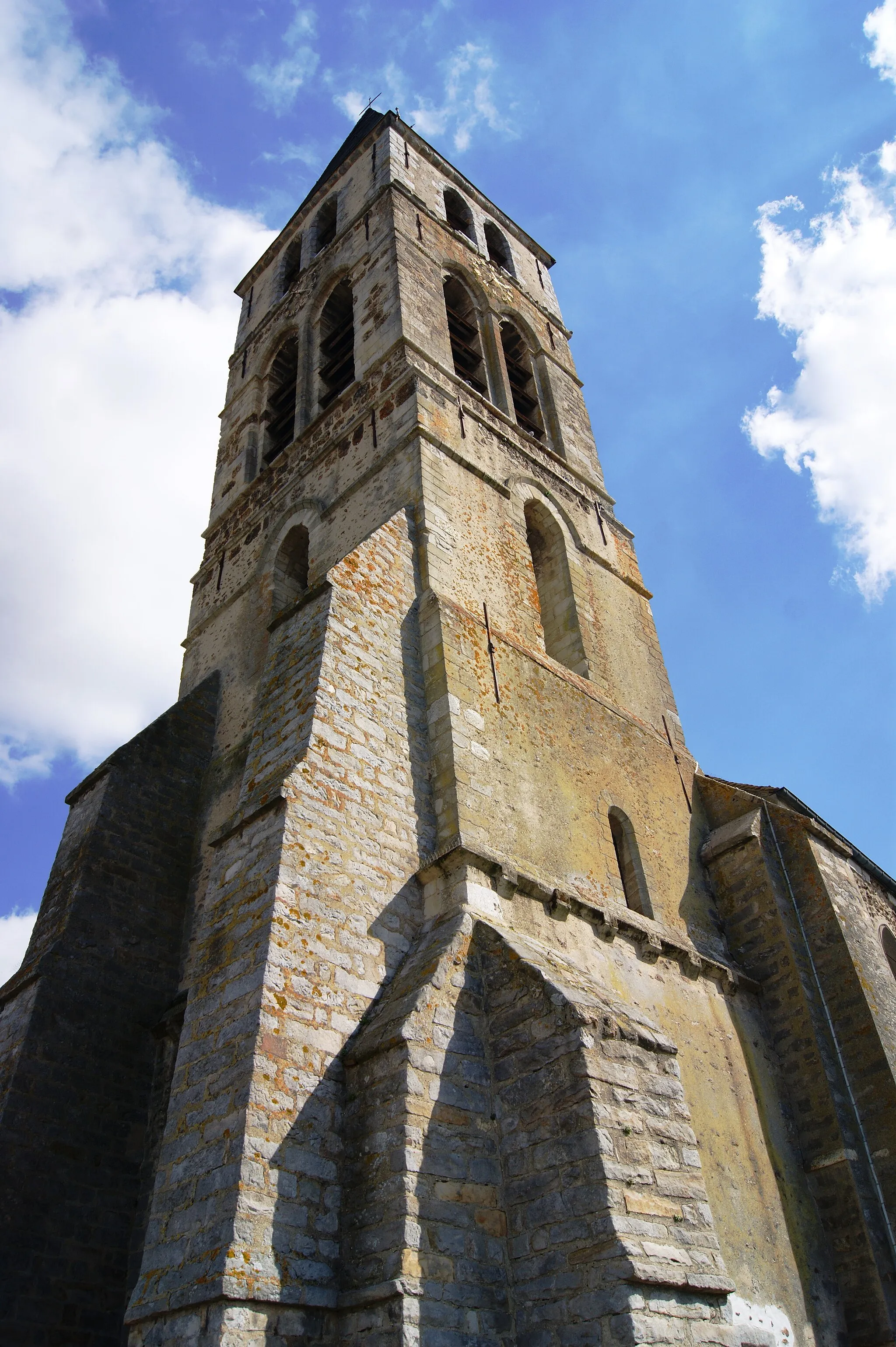 Photo showing: Église Saint-Pierre de Mennecy / Mennecy, Essonne, France.