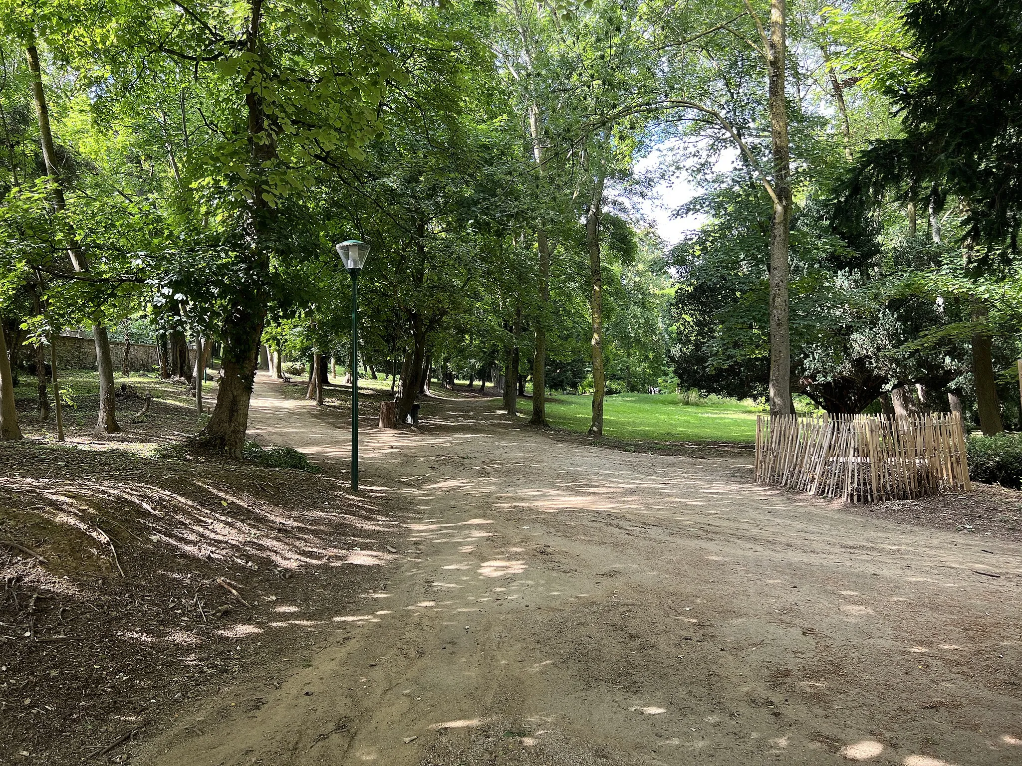 Photo showing: Parc des Sœurs, Ablon-sur-Seine.