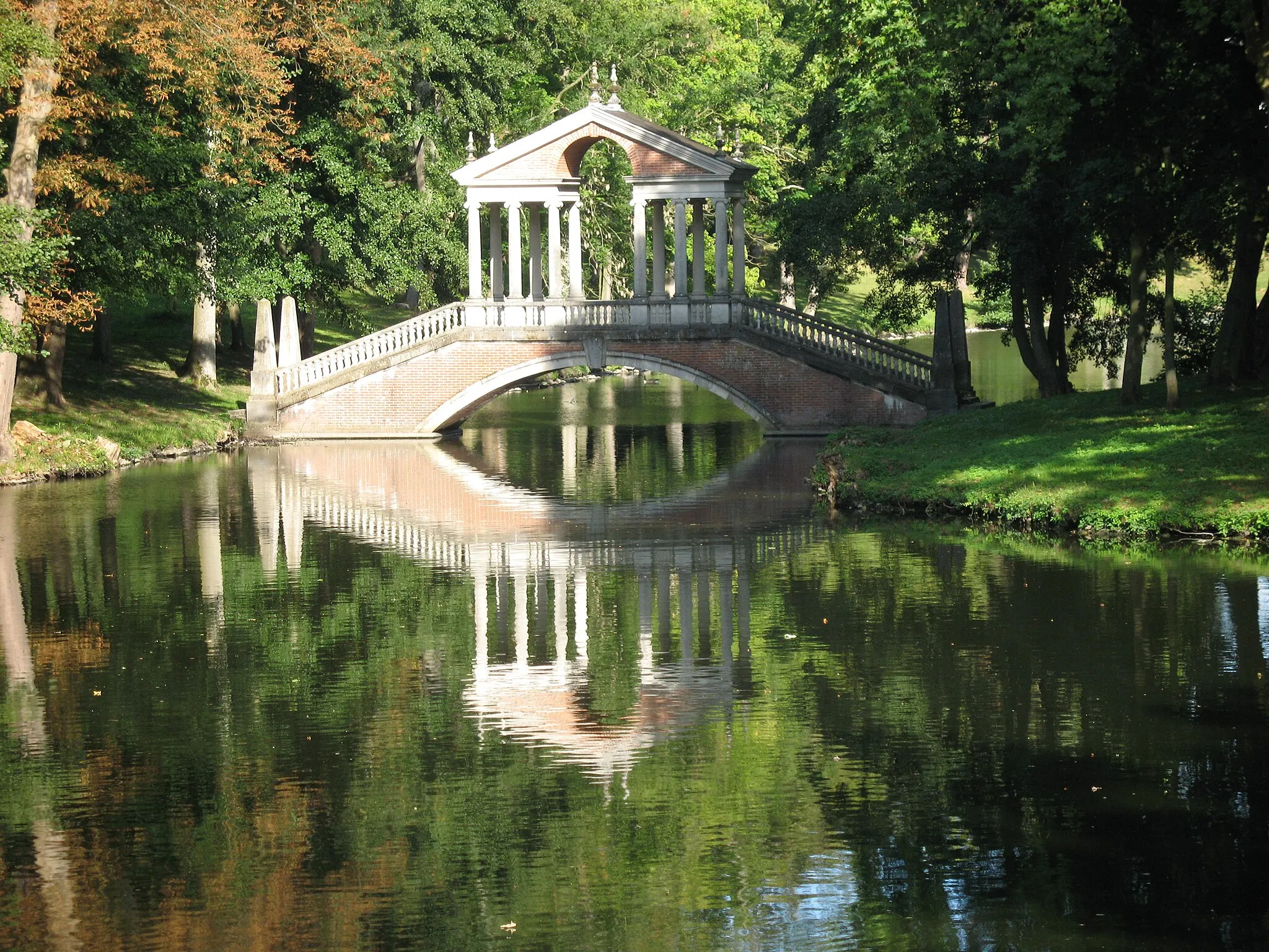 Photo showing: Château de Groussay à Montfort-l'Amaury (France) - Pont palladien