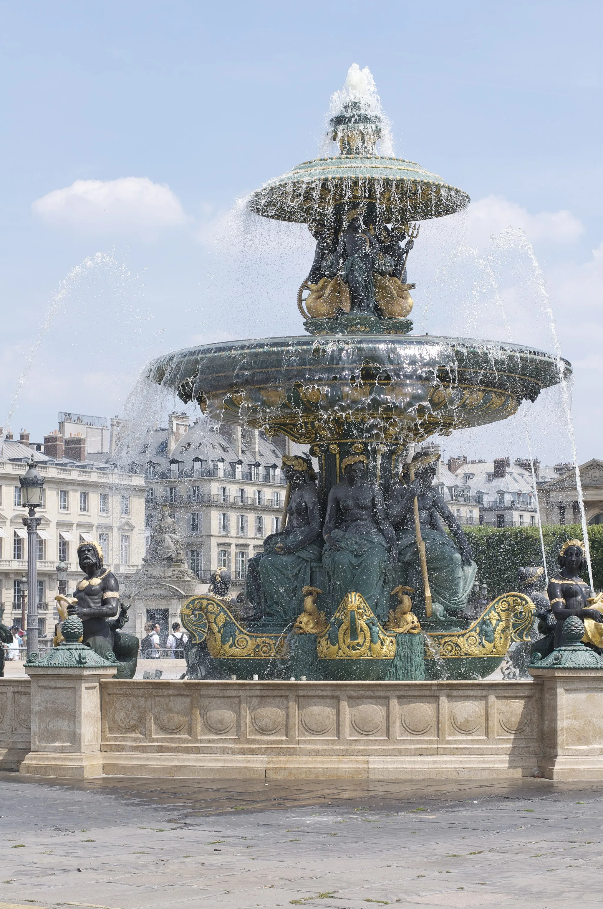 Photo showing: Fountains in the Place de la Concorde