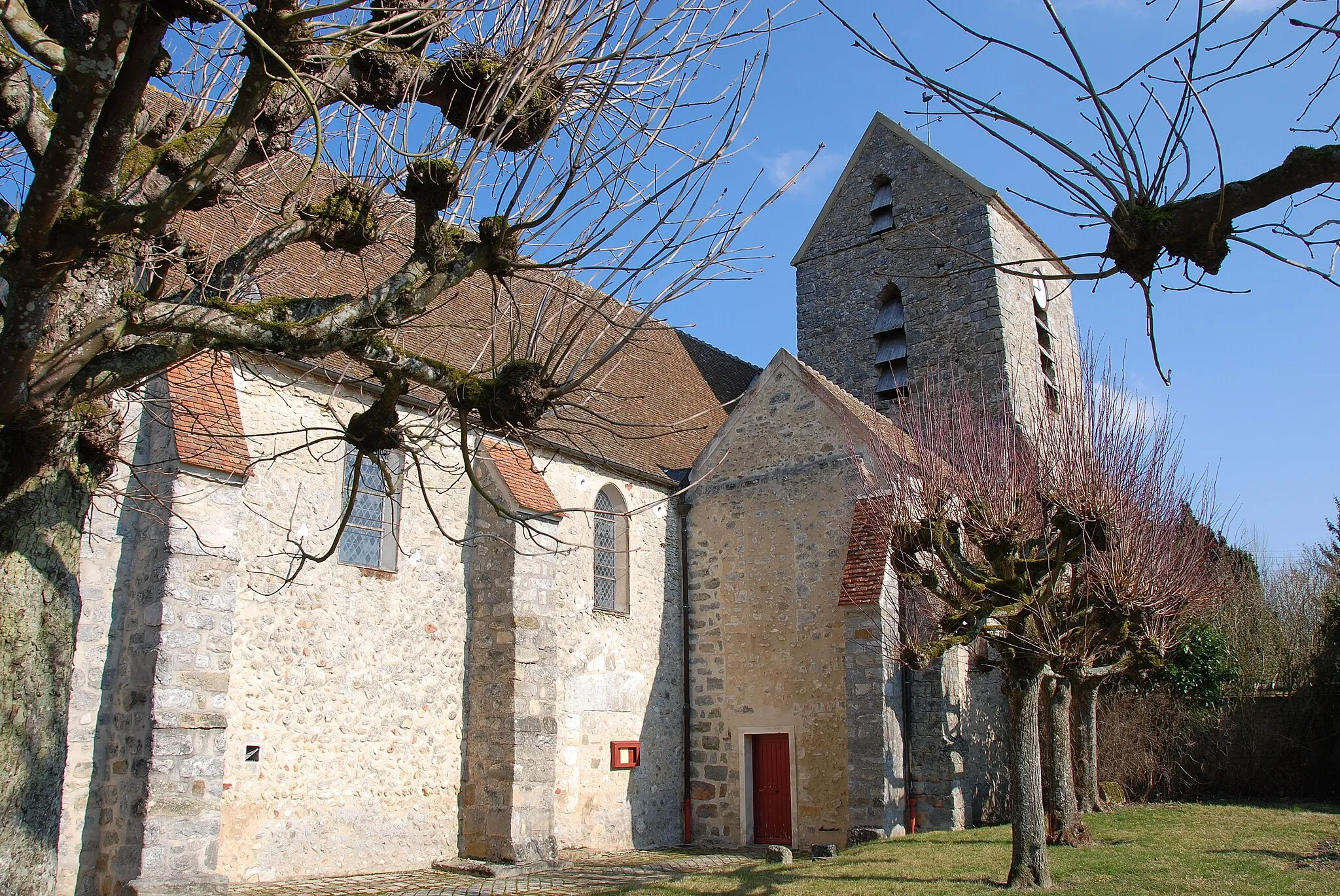 Photo showing: L'église Saint Martin de Recloses