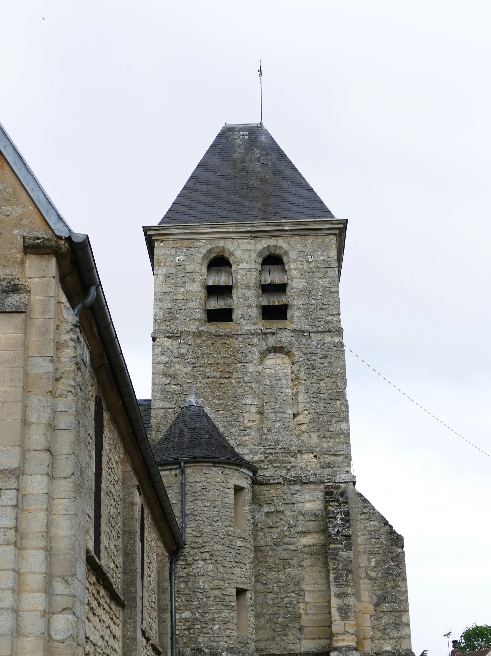 Photo showing: Sainte-Madeleine's church in Davron (Yvelines, Île-de-France, France).