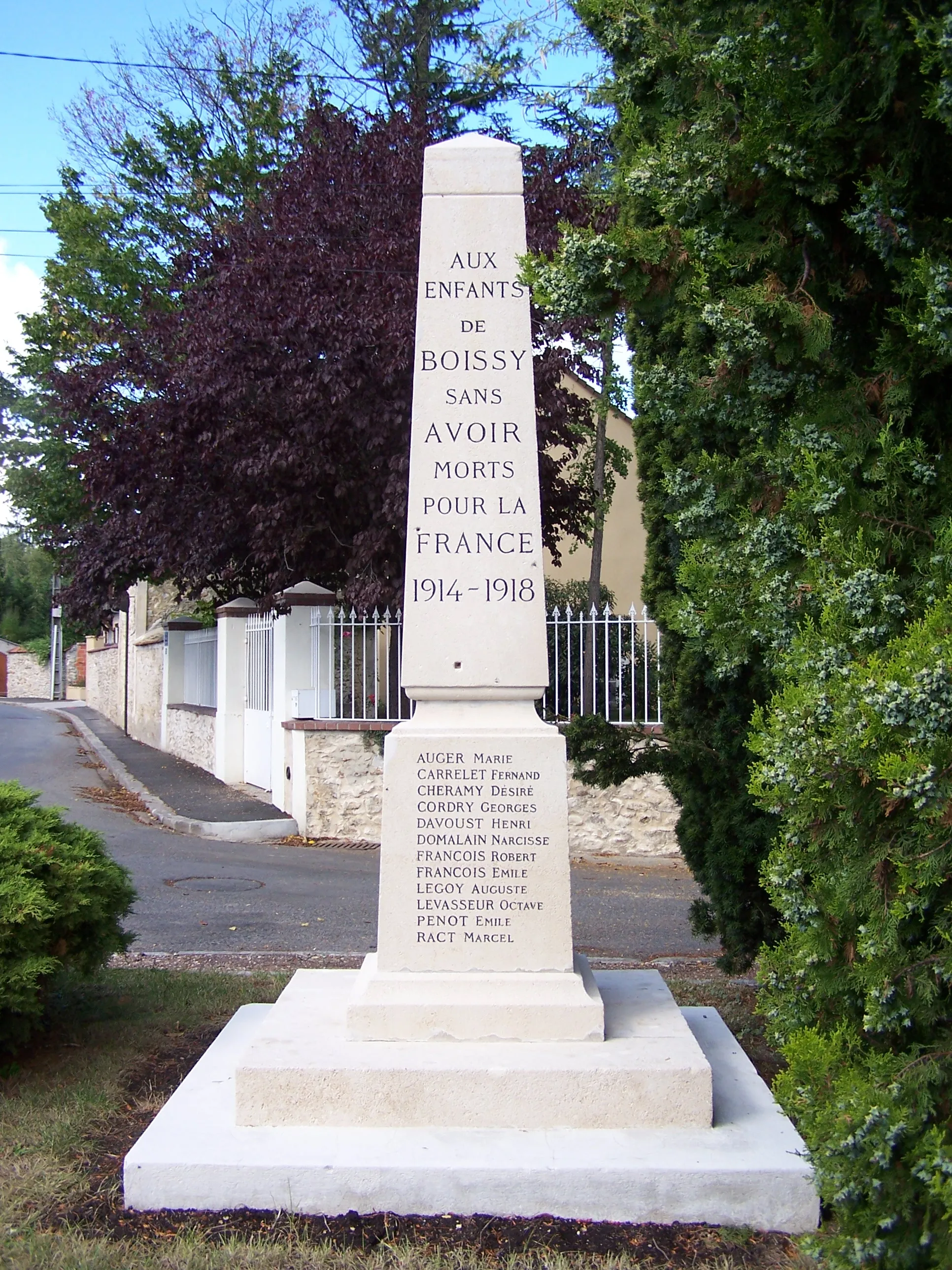 Photo showing: Monument aux morts de Boissy-sans-Avoir (Yvelines, France)