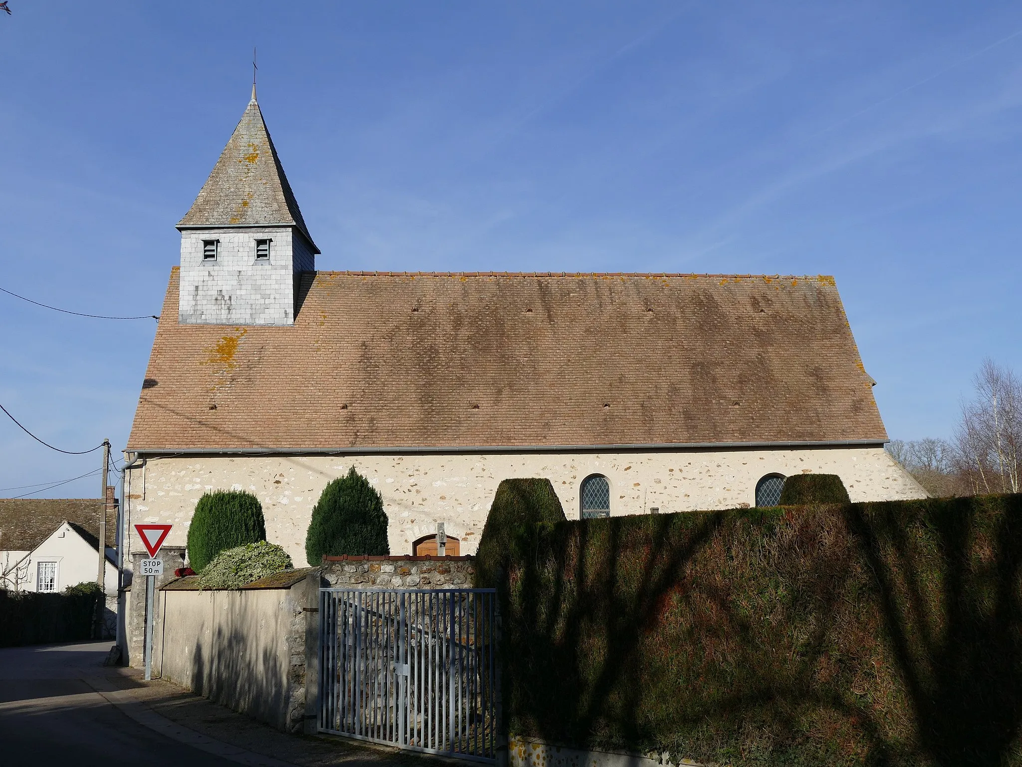 Photo showing: Our Lady's church in Favrieux (Yvelines, Île-de-France, France).