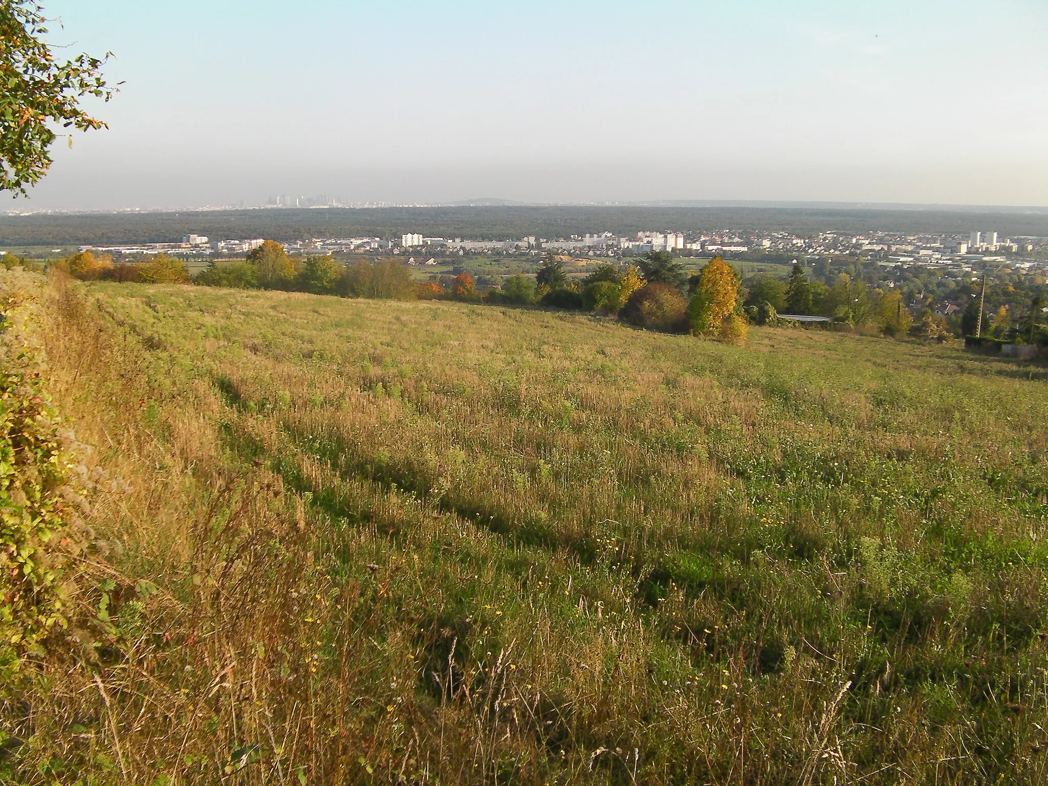 Photo showing: Achères from Andrésy