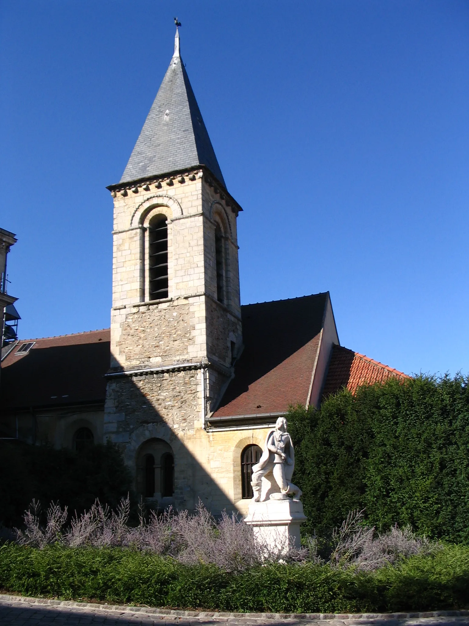 Photo showing: The church of Le Plessis-Robinson, Hauts-de-Seine, France.