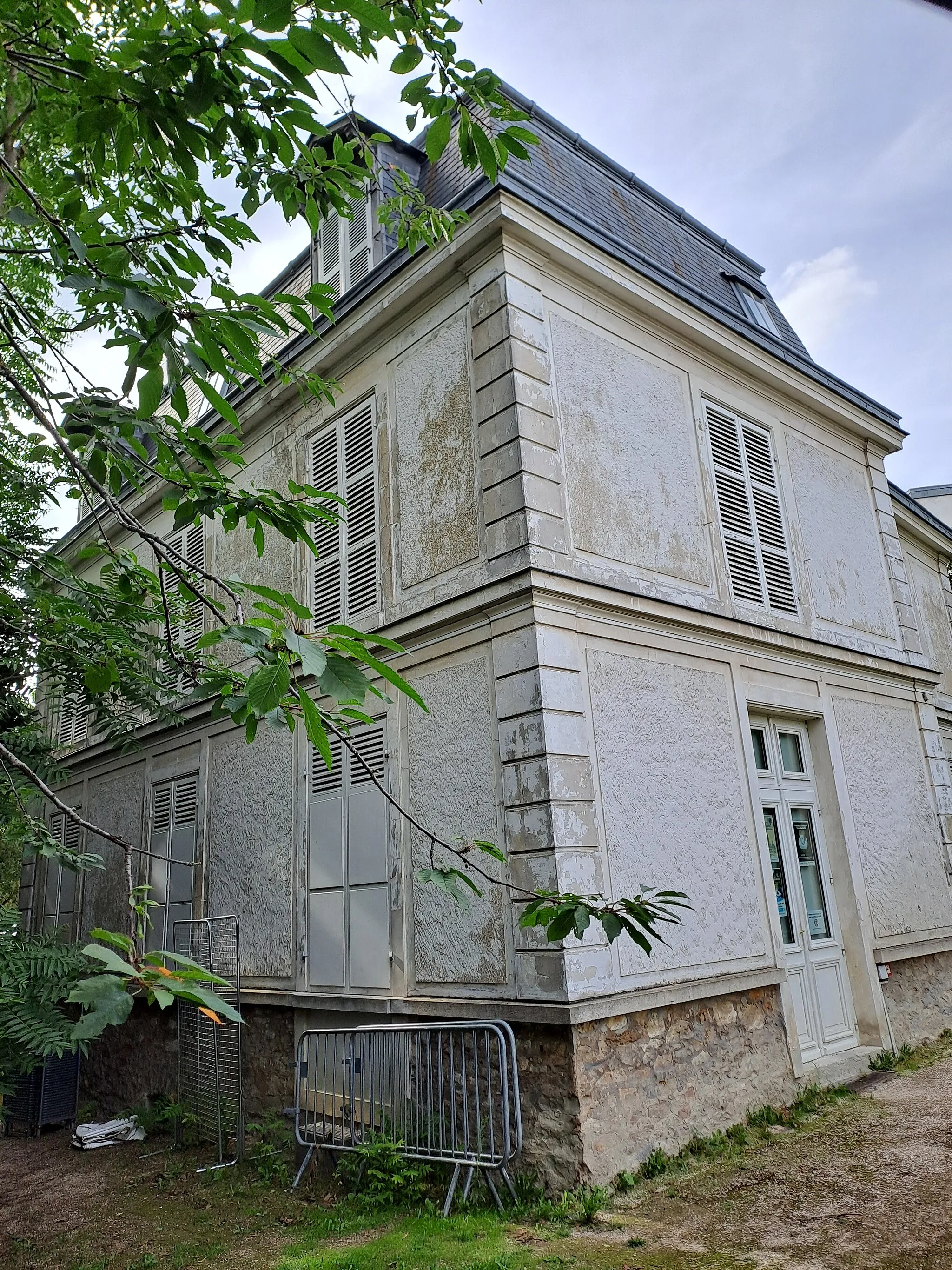 Photo showing: Façade du musée