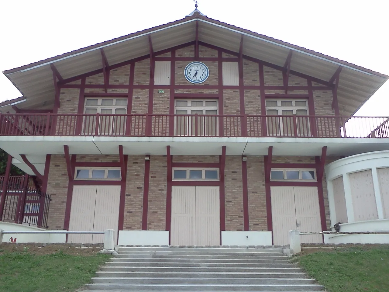 Photo showing: Le nouveau bâtiment de l'Aviron Marne et Joinville