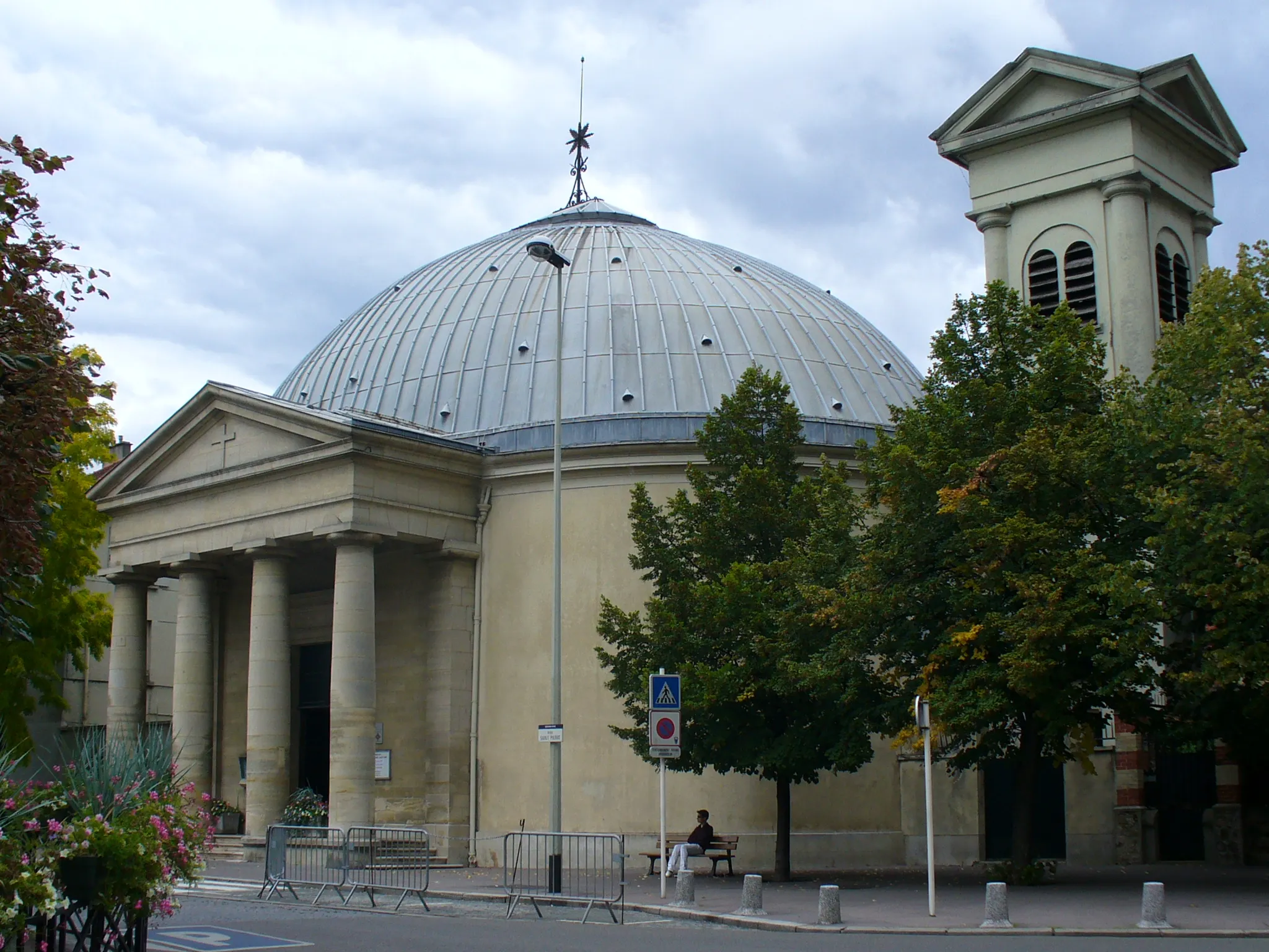 Photo showing: Église de Courbevoie (Hauts-de-Seine)