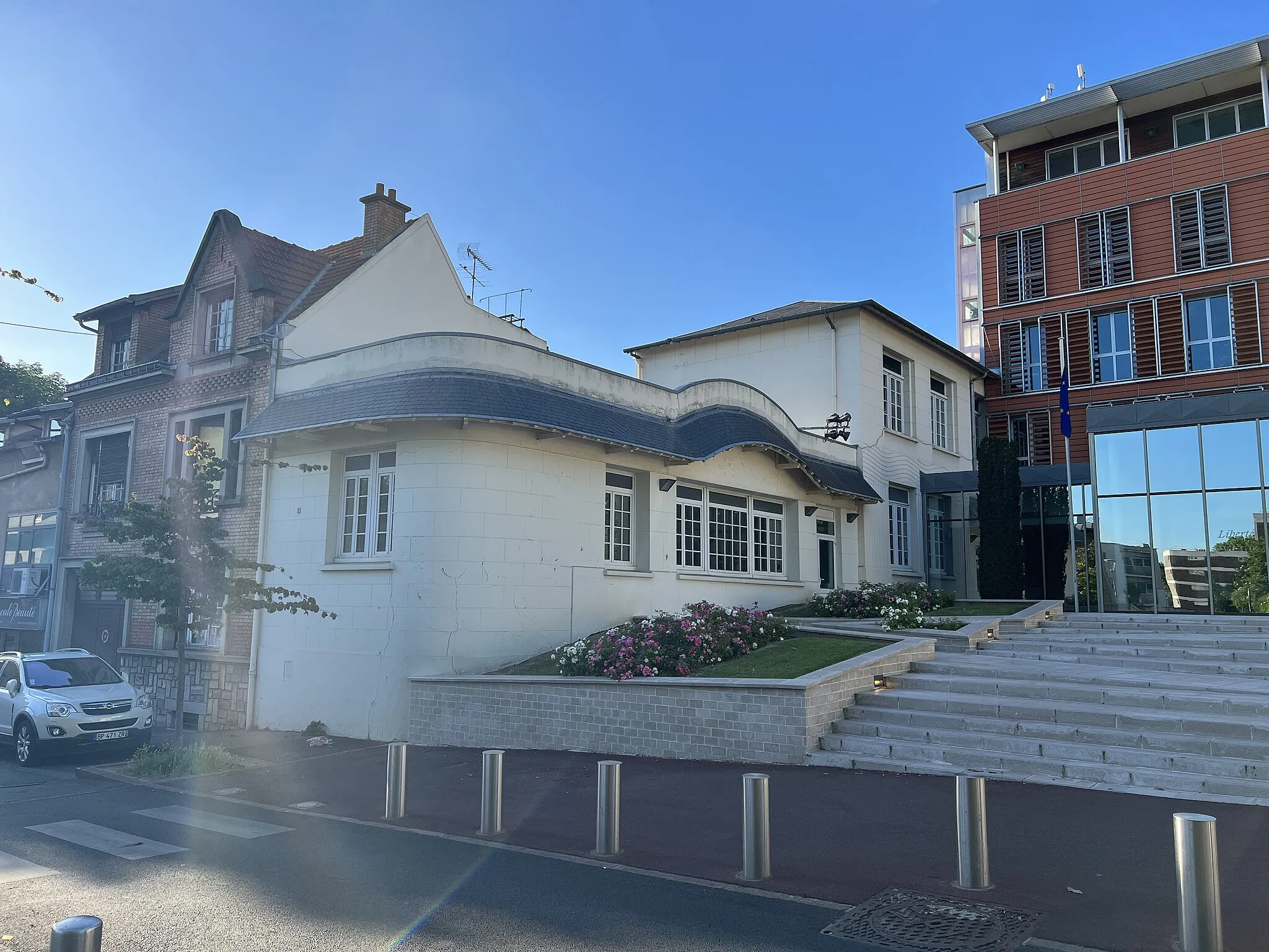 Photo showing: Hôtel de ville de L'Haÿ-les-Roses.