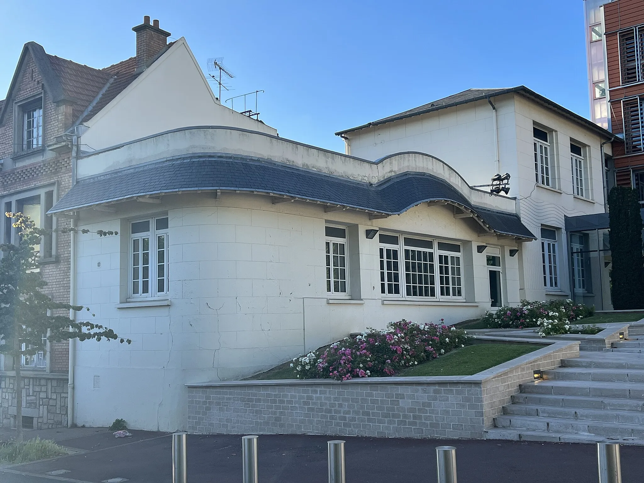 Photo showing: Hôtel de ville de L'Haÿ-les-Roses.