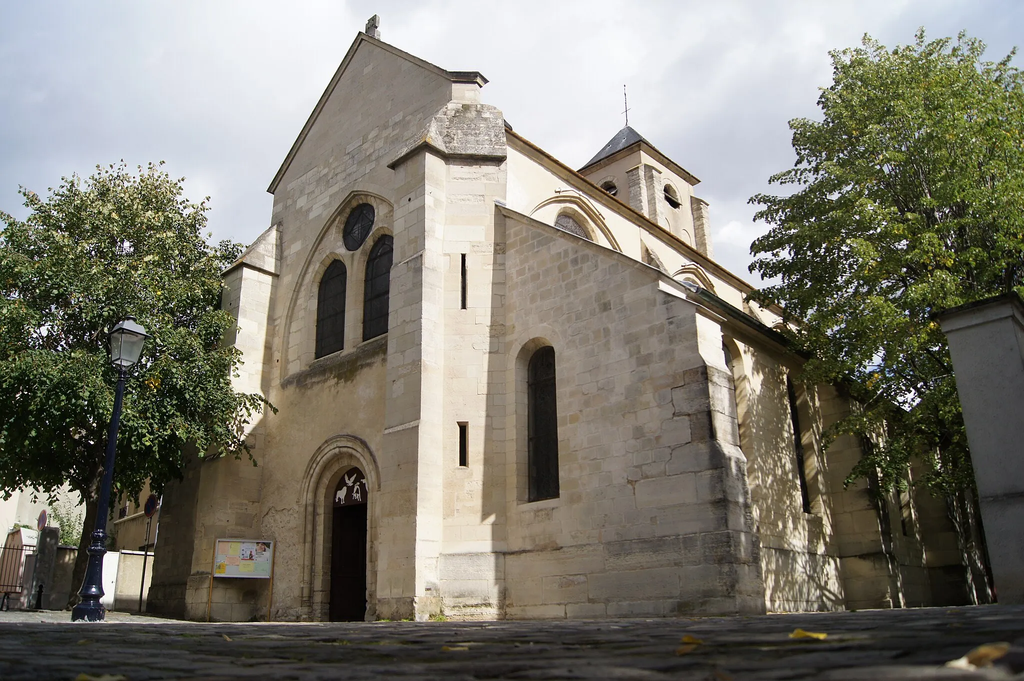 Photo showing: Église Saint-Satrunin de Champigny-sur-Marne (94).