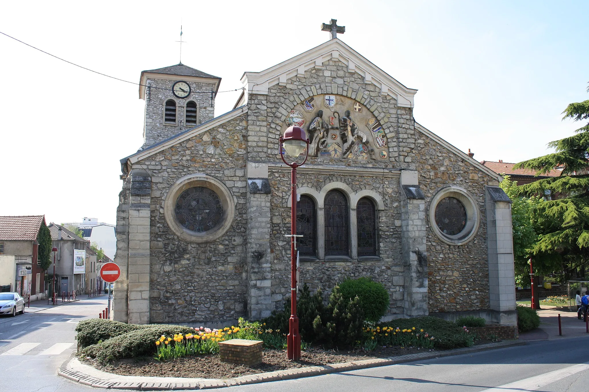 Photo showing: Church Saint Eloi Fresnes near Paris, France