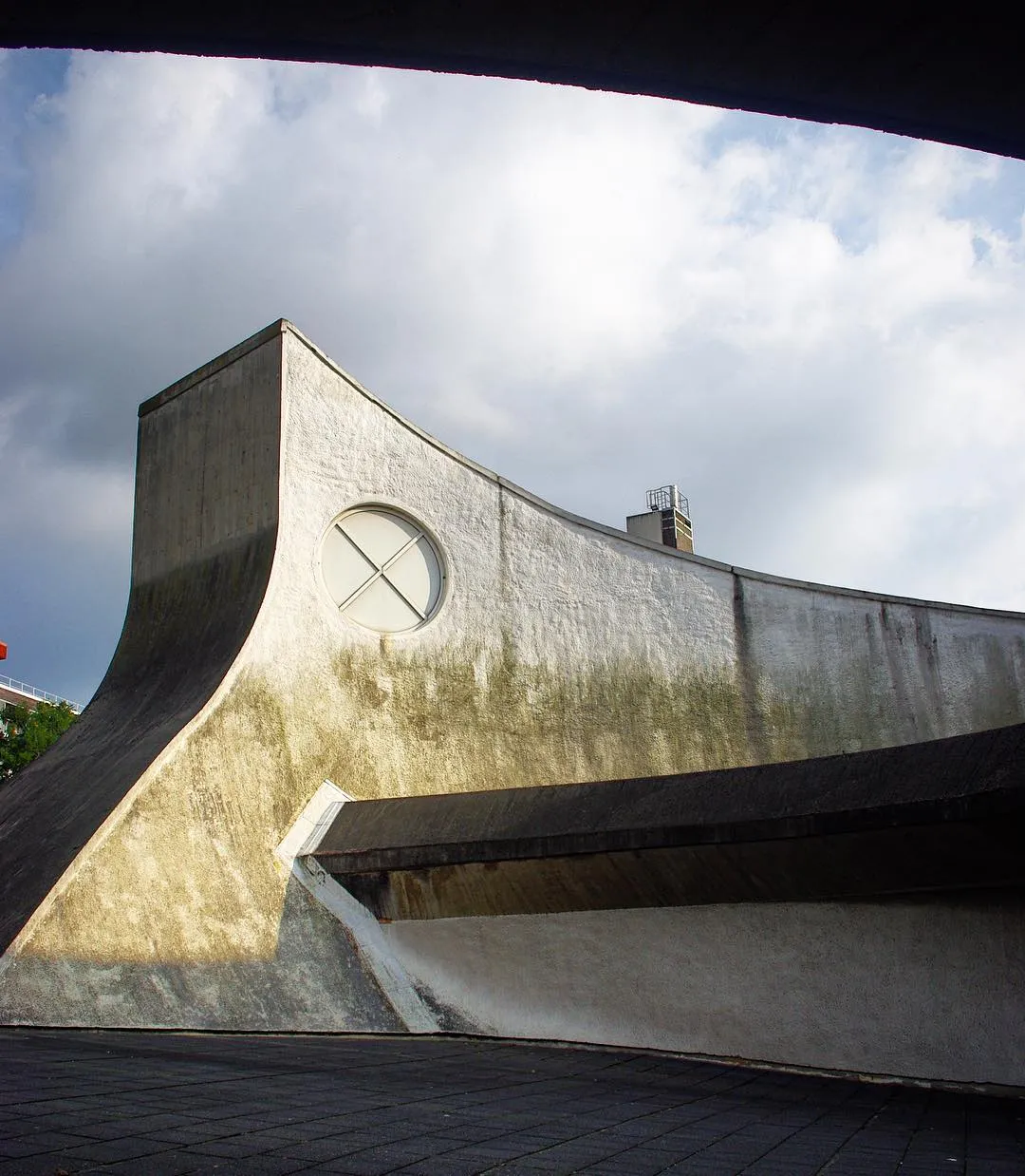 Photo showing: Bourse du travail dessinée par Oscar Niemeyer