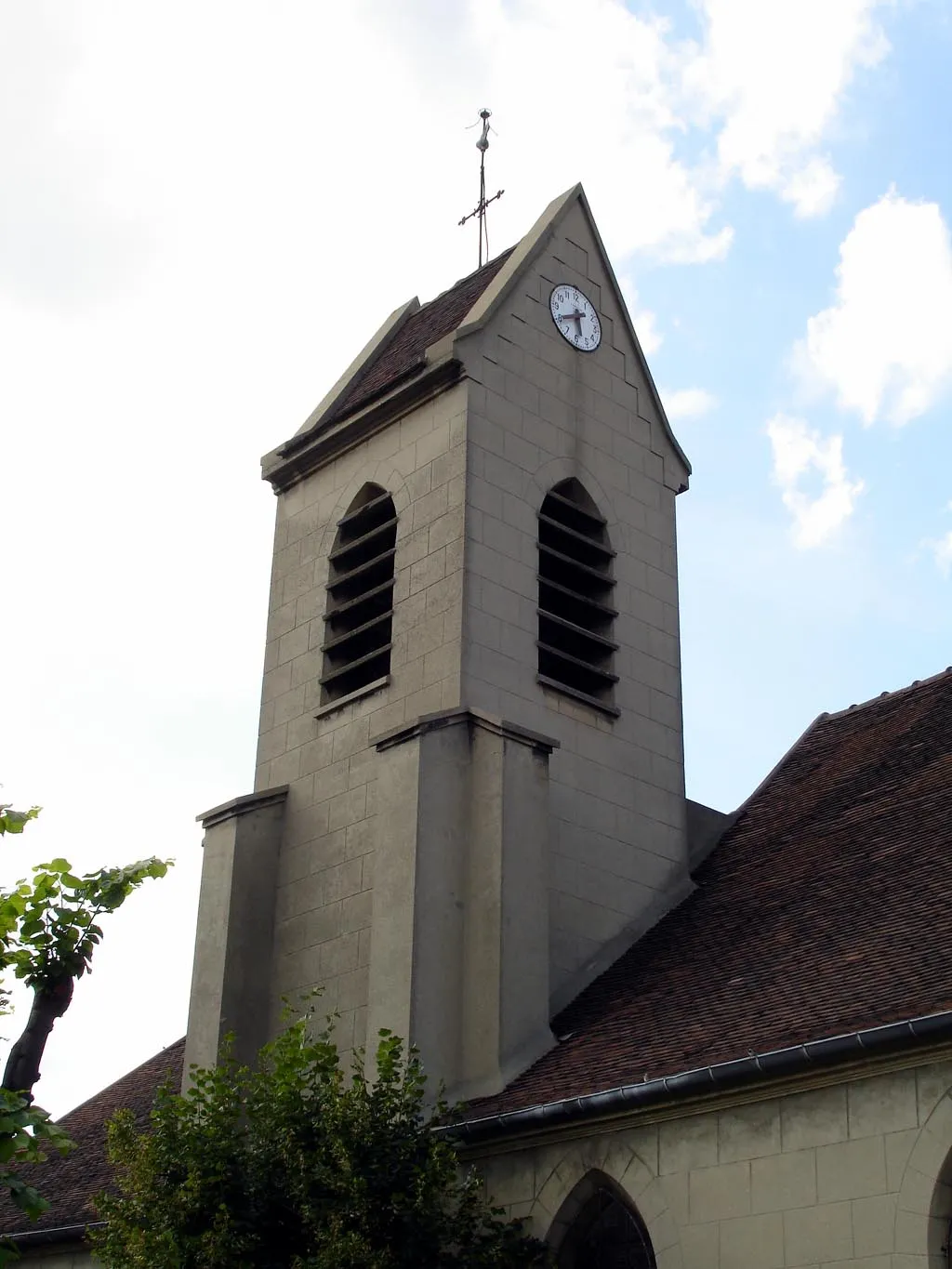 Photo showing: Clocher de l'église Saint-Martin à Garges-lès-Gonesse (Val-d'Oise), France
Vieux-Pays
Août 2007

Photo personnelle (own work) de Clicsouris