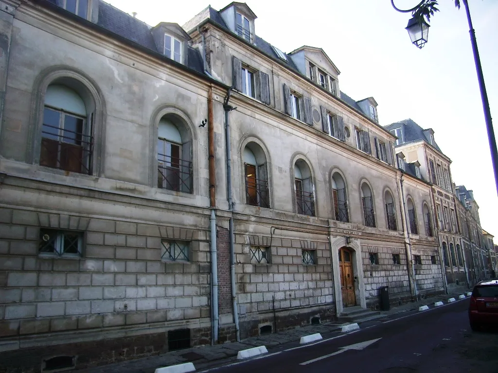 Photo showing: Collège et lycée Notre-Dame de Sion à Évry (Essonne)