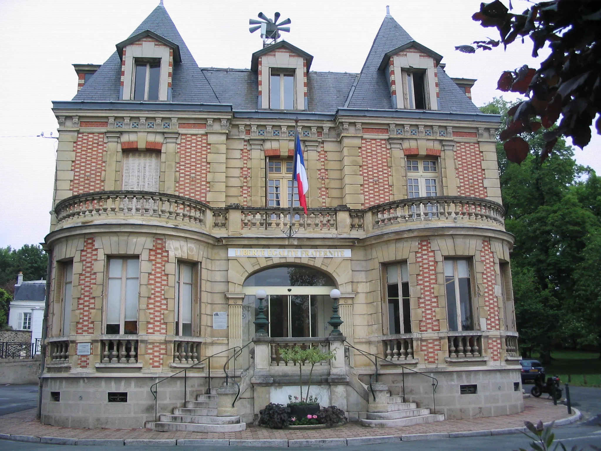 Photo showing: Yerres town hall, Essonne, France
