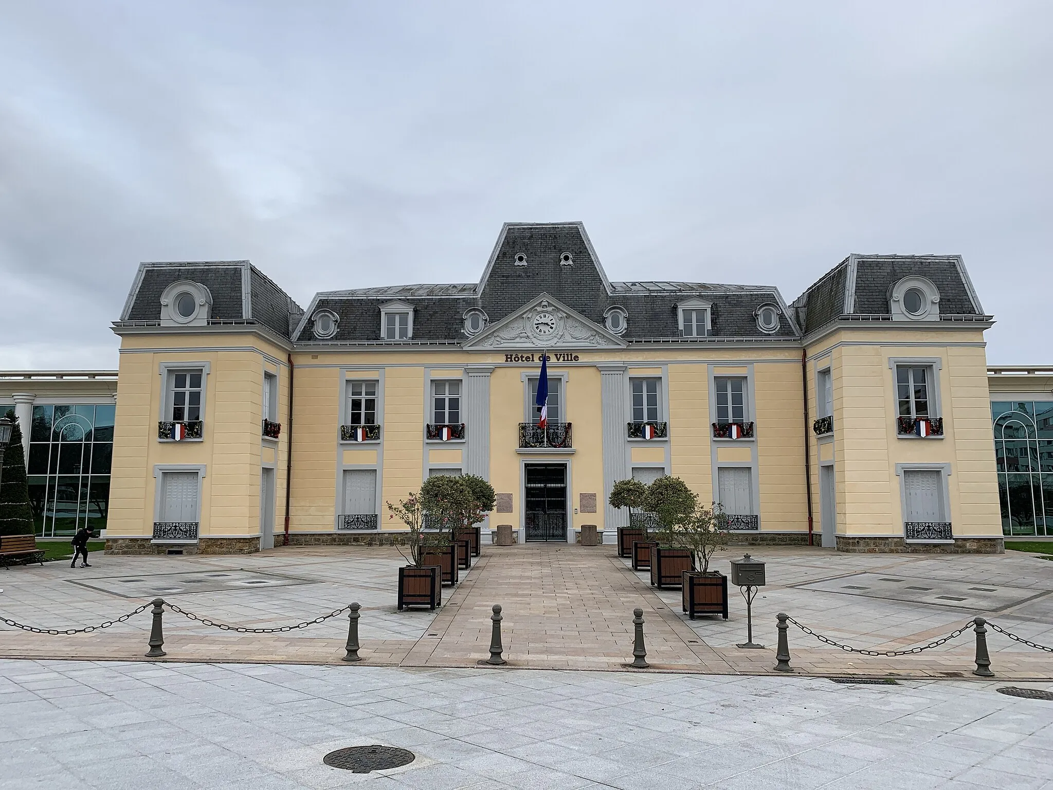 Photo showing: Hôtel de ville de Gagny.