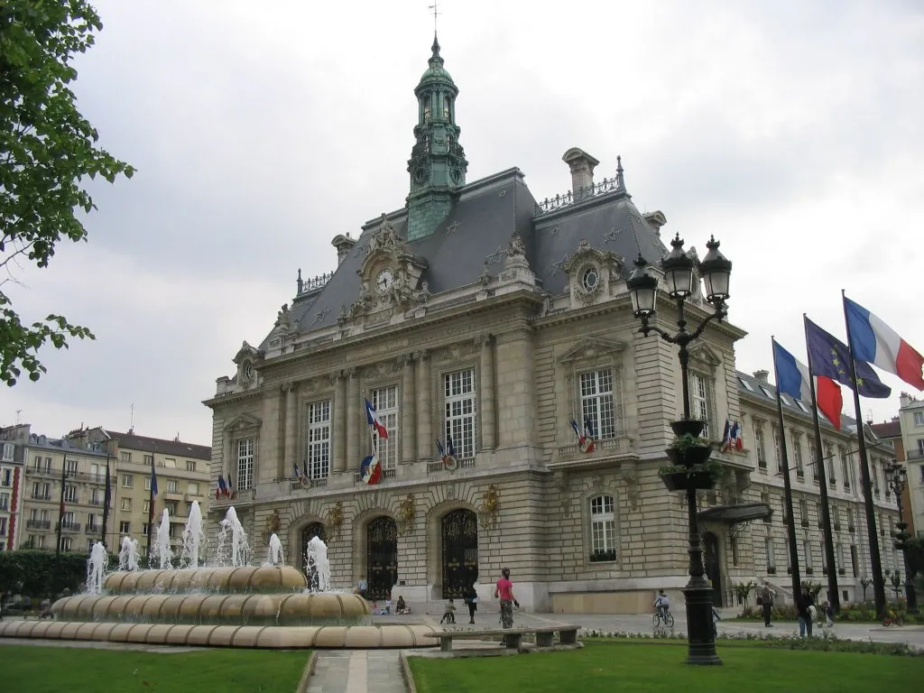 Photo showing: Mairie de Levallois Perret