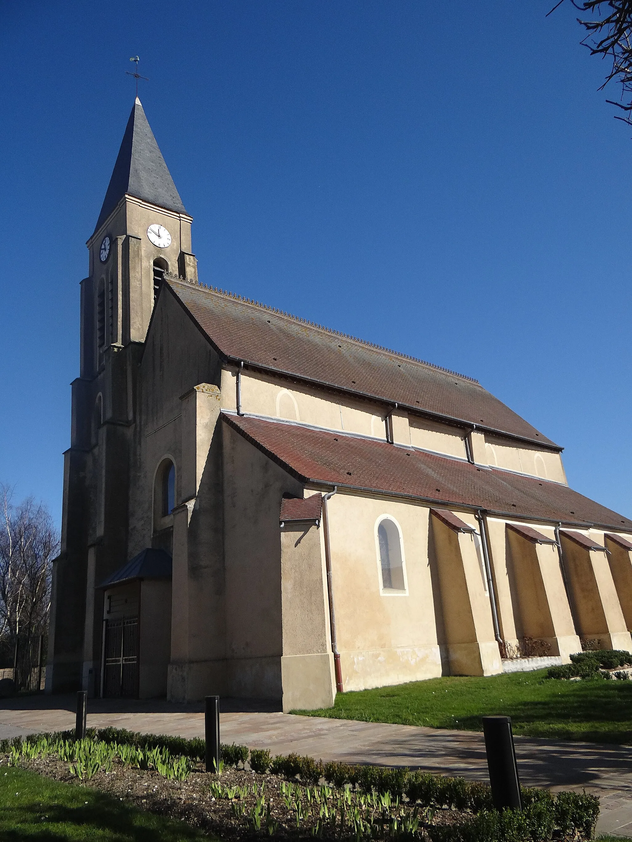 Photo showing: Church of Saint Médard, Saint-Mard, Seine-et-Marne, France.
