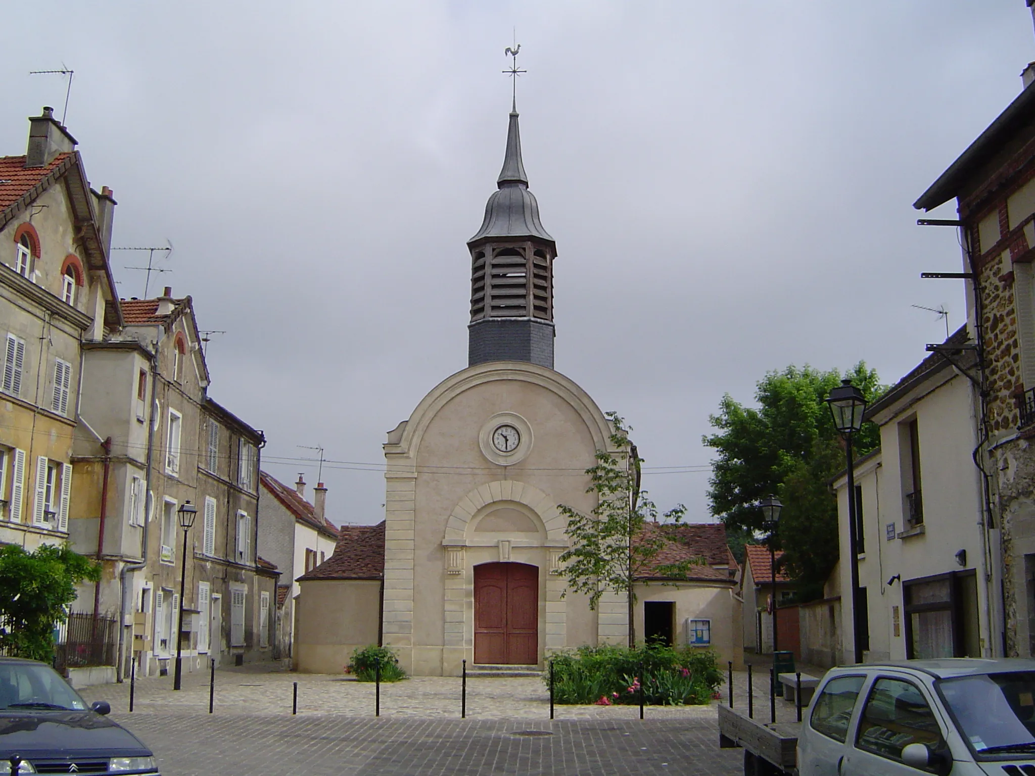 Photo showing: Esbly (Seine-et-Marne, France) - L'Église Saint-Jean-Baptiste.