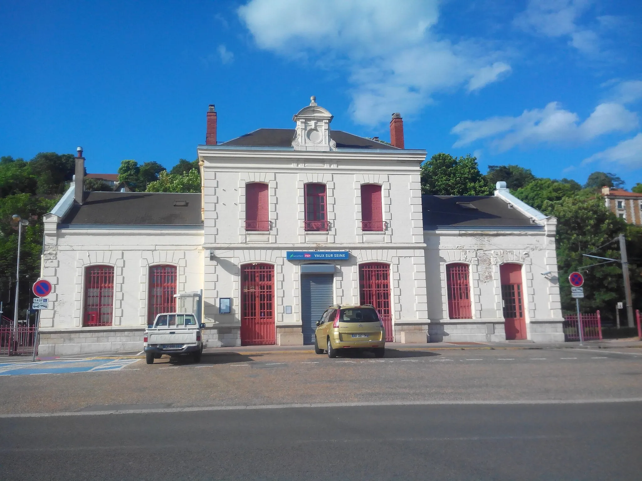 Photo showing: Gare - Vaux-sur-Seine