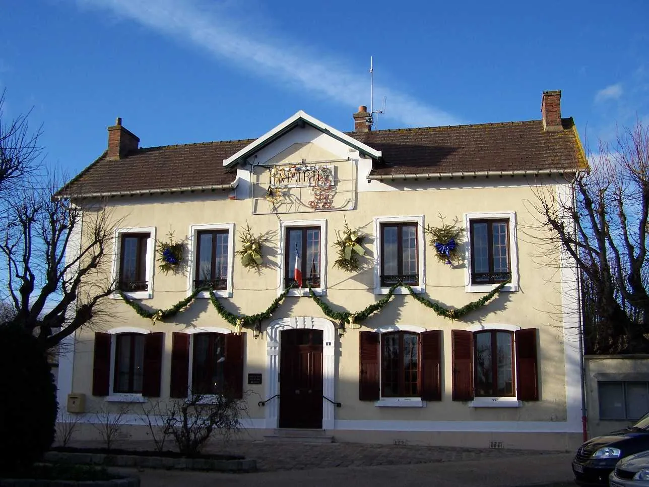 Photo showing: Town hall of Coignières (Yvelines, France)