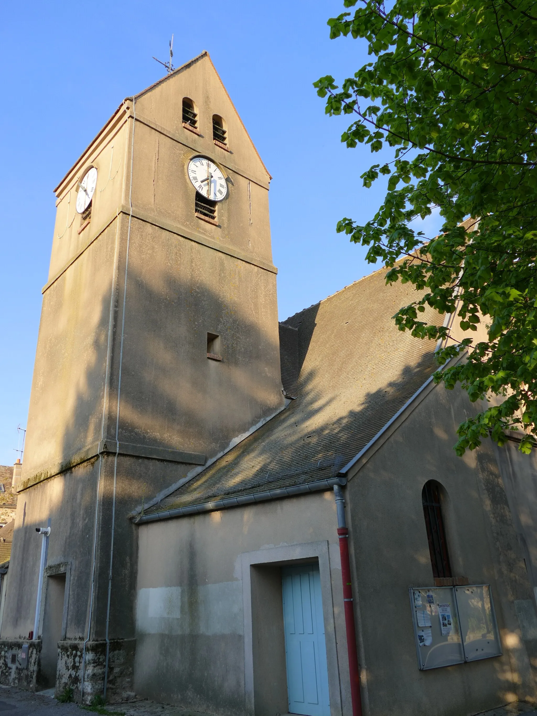 Photo showing: Saint-Lubin's church in Noisy-le-Roi (Yvelines, Île-de-France, France).