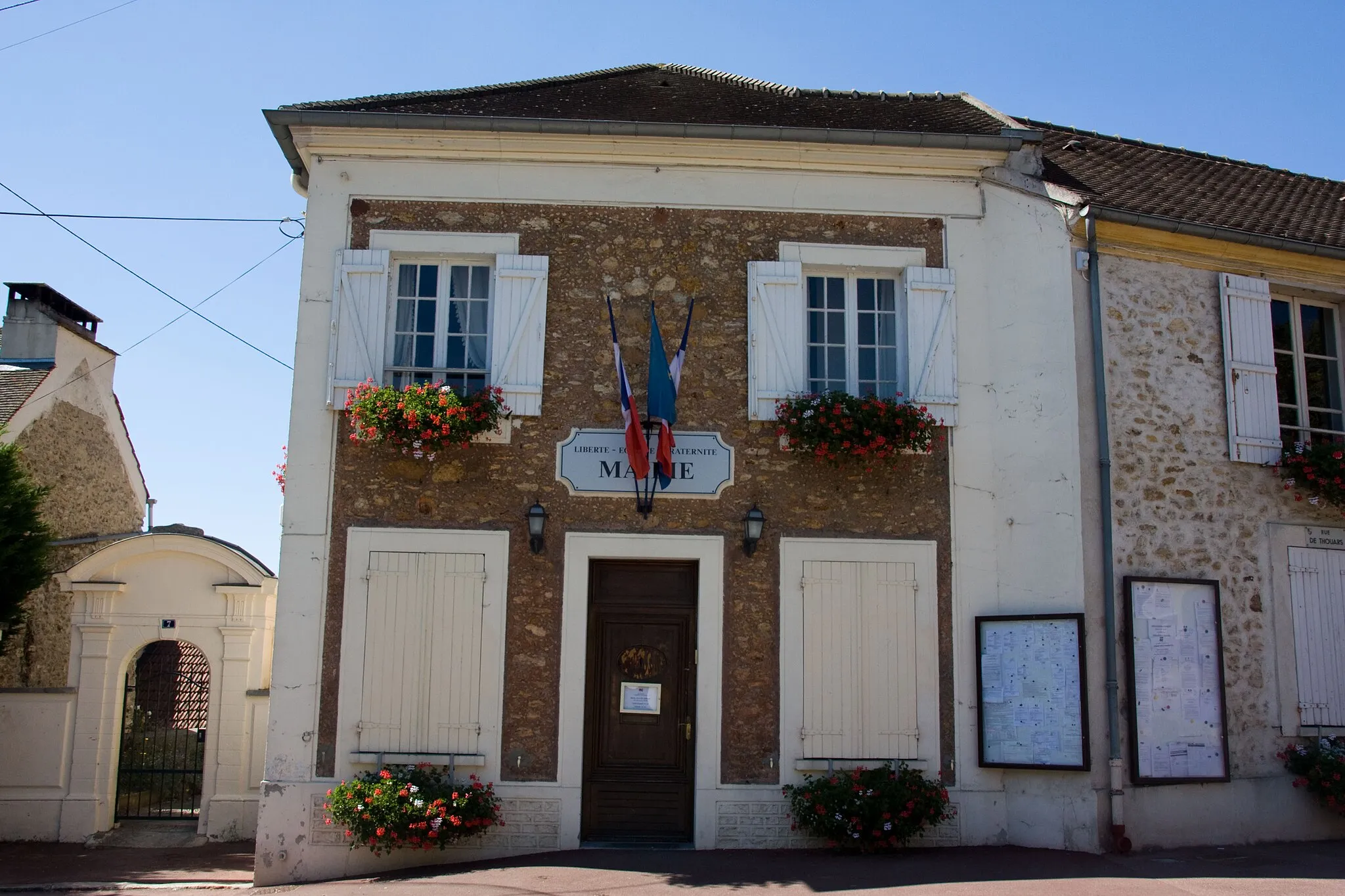 Photo showing: Mairie d'Étiolles, Étiolles, Essonne, France