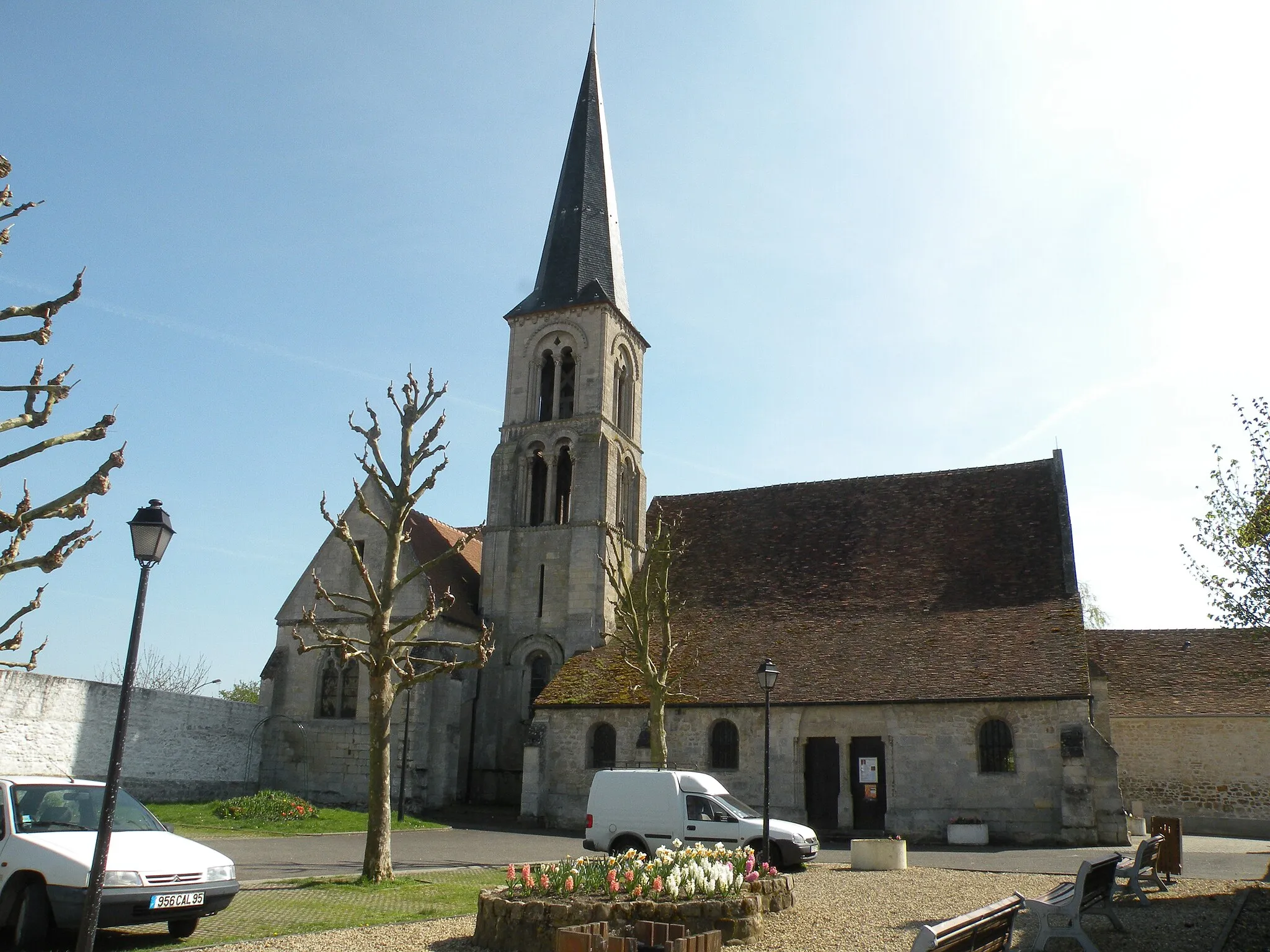 Photo showing: Église de Bruyères-sur-Oise (Val-d'Oise, France)