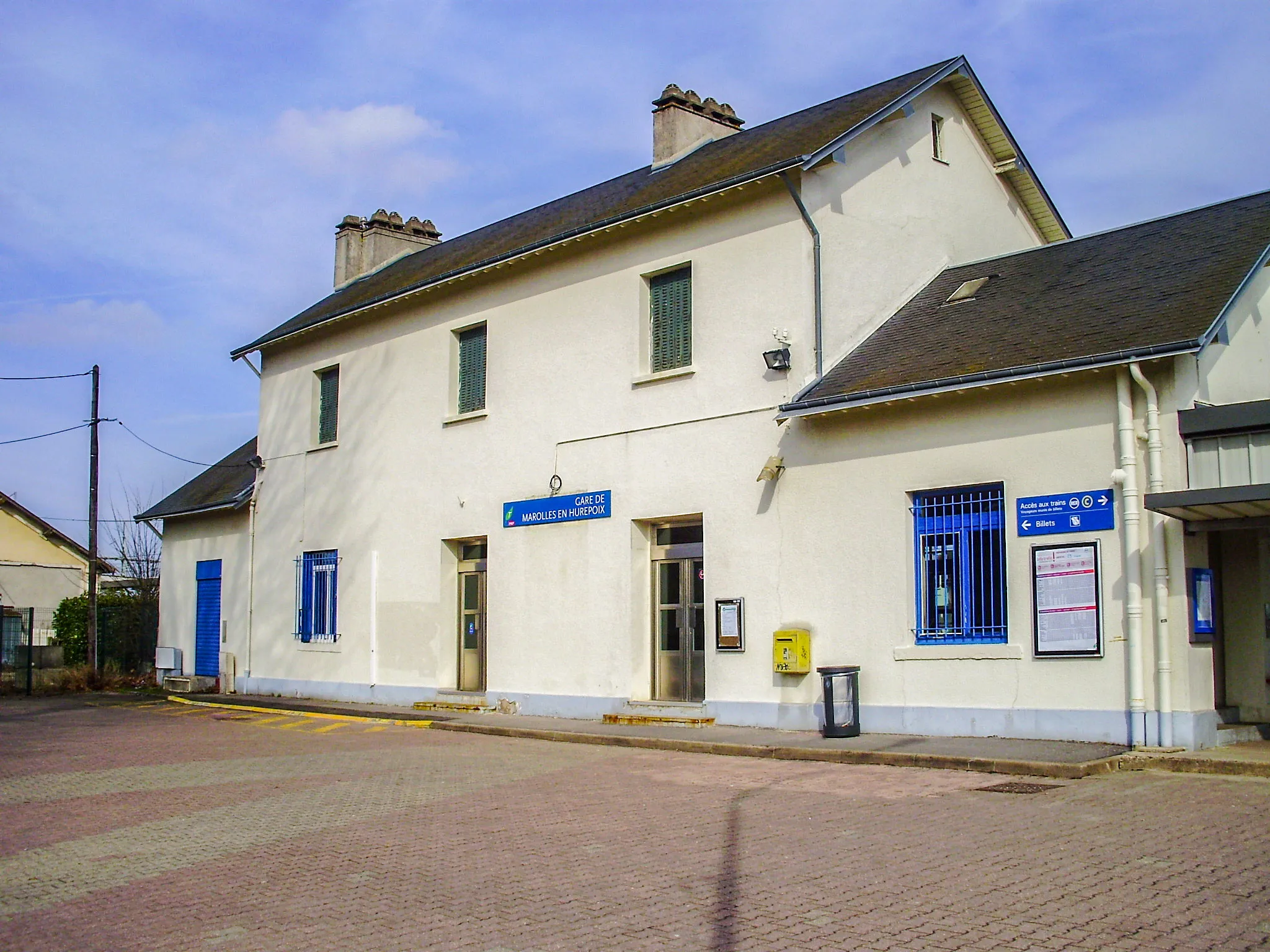 Photo showing: Marolles-en-Hurepoix station, Essonne, France