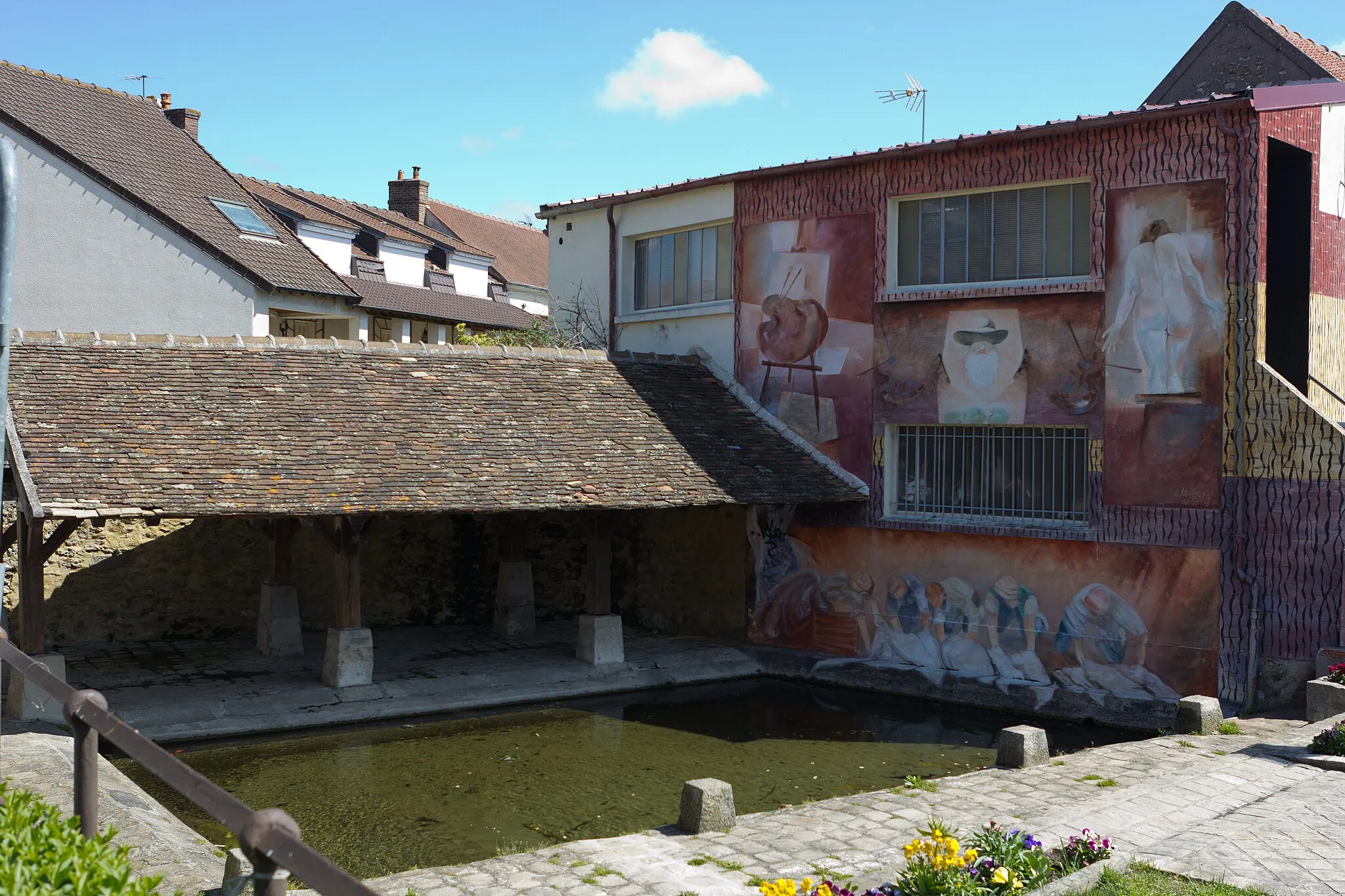 Photo showing: Lavoir de Ballancourt-sur-Essonne, place de l'Eglise, Ballancourt-sur-Essonne, département de L'Essonne, France