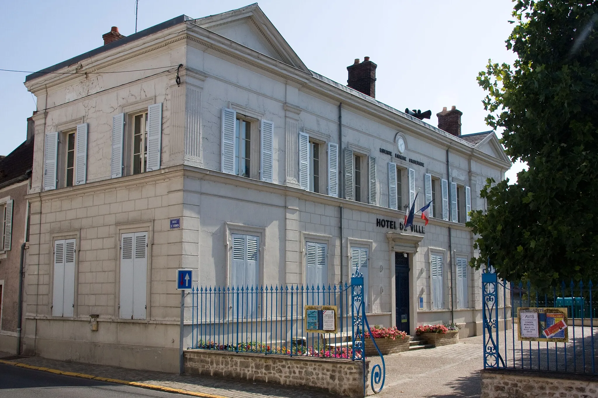 Photo showing: La mairie de La Ferté-Alais, La Ferté-Alais, Essonne, France