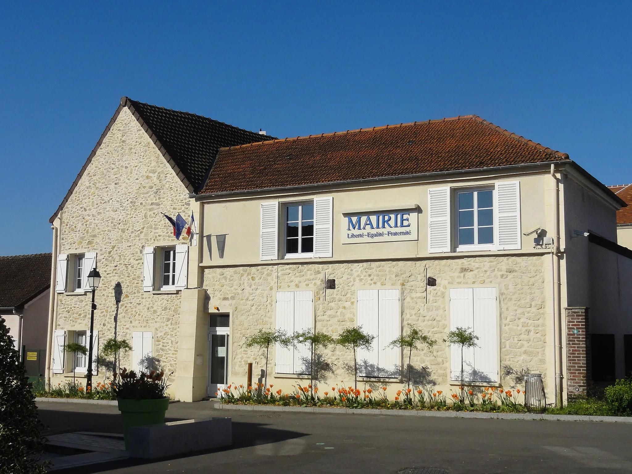 Photo showing: La mairie.