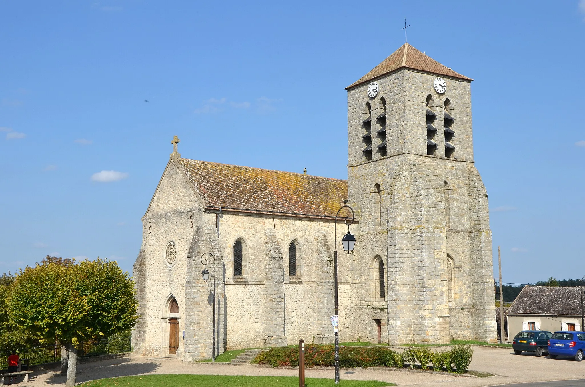 Photo showing: Église d'Écuelles, Seine et Marne, France.