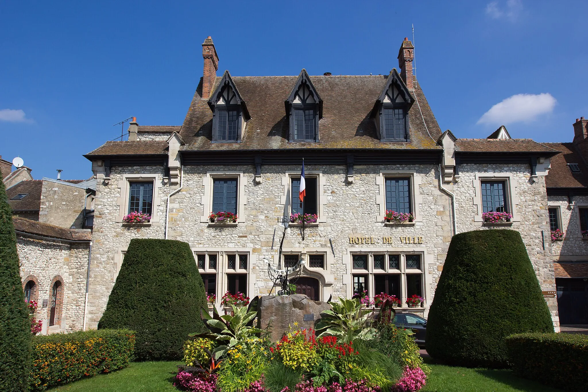 Photo showing: Ancien hôtel de ville de Moret-sur-Loing (Seine-et-Marne, France)