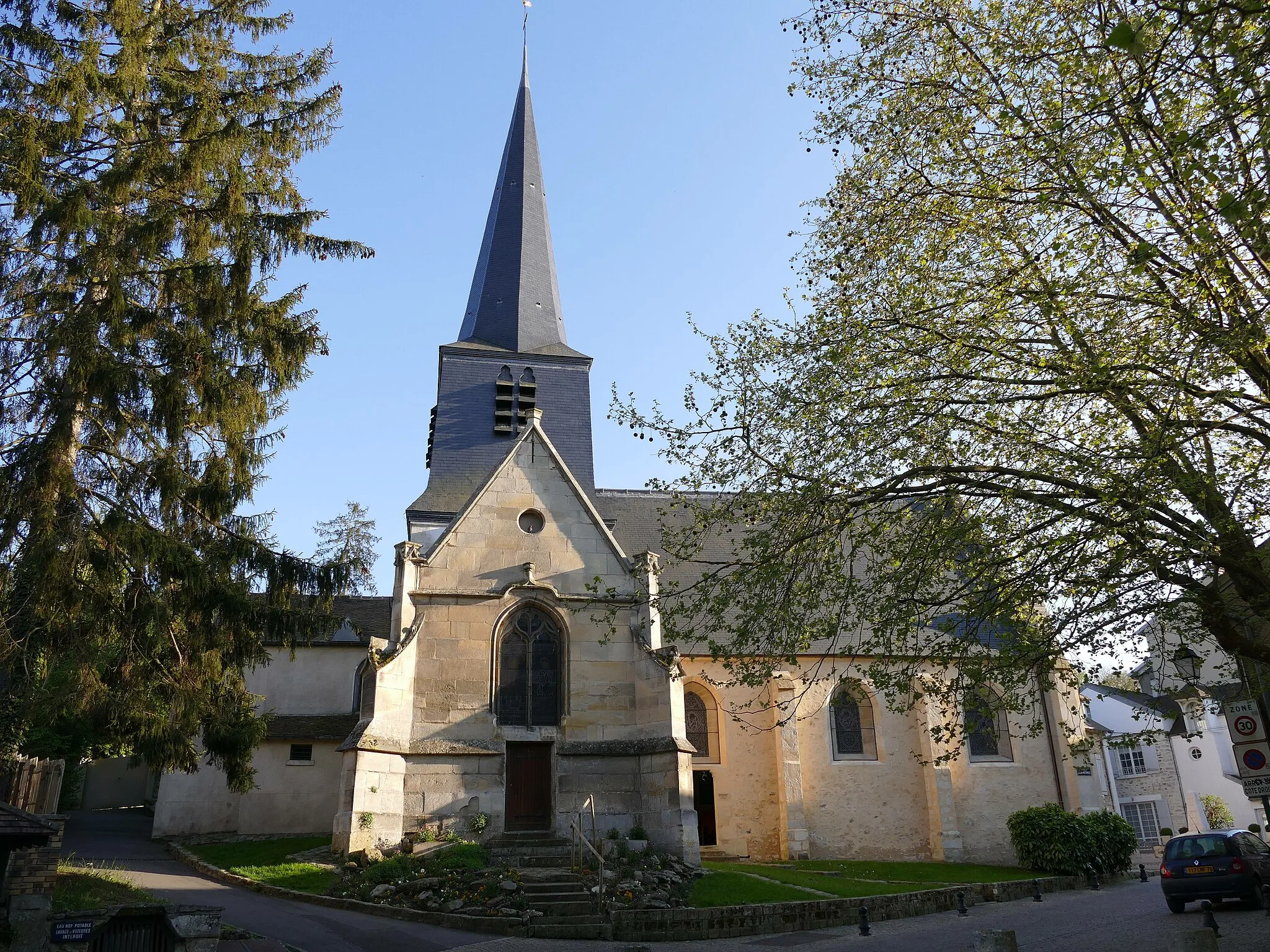 Photo showing: Sainte-Anne's church in L'Étang-la-Ville (Yvelines, Île-de-France, France).