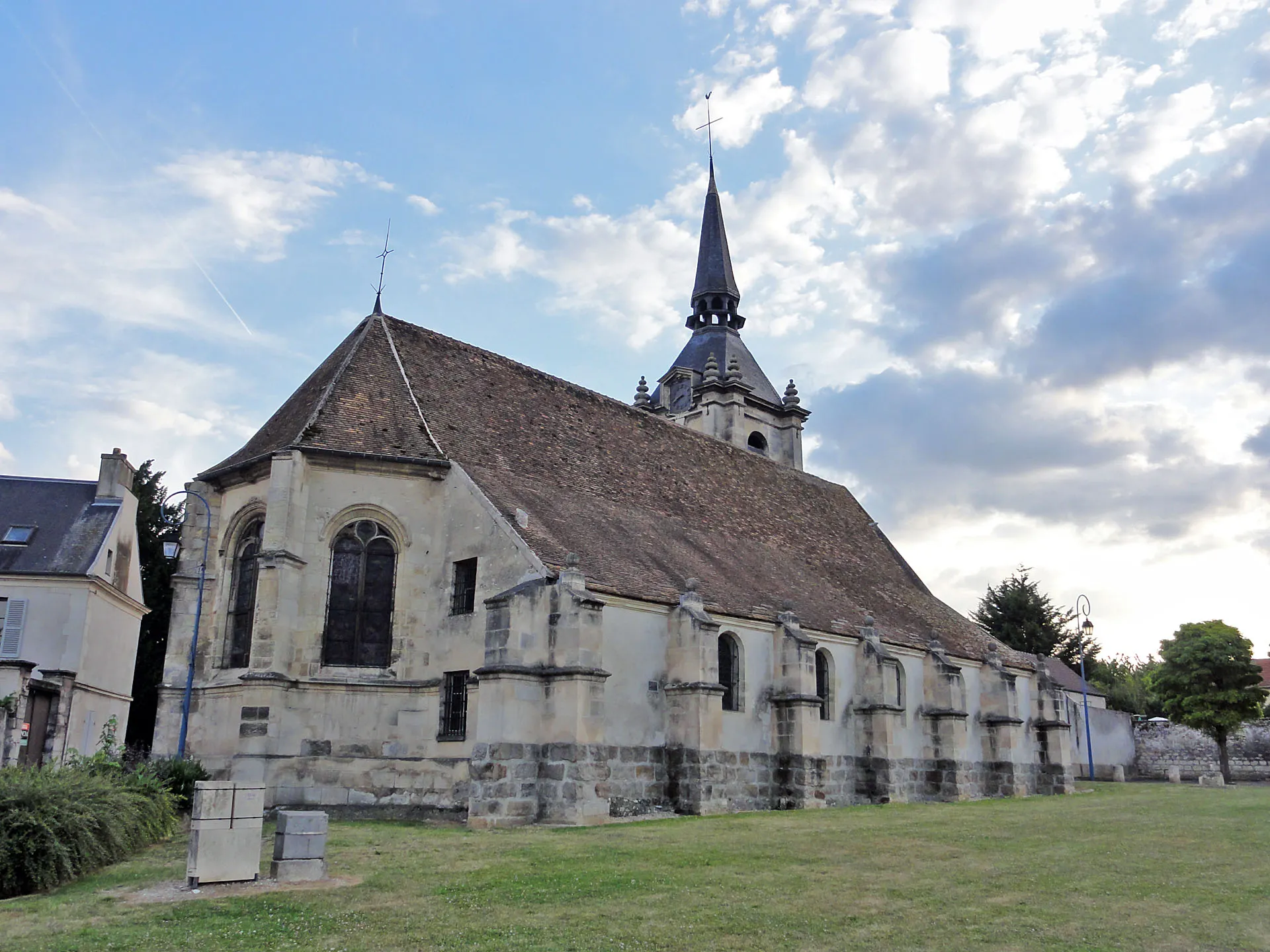 Photo showing: L'église Saint-Denys du Thillay, Val-d'Oise, France.