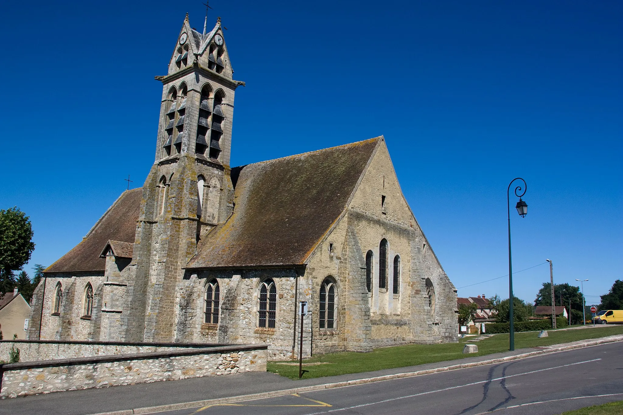 Photo showing: Église Sainte-Geneviève d'Héricy, Seine-et-Marne, France